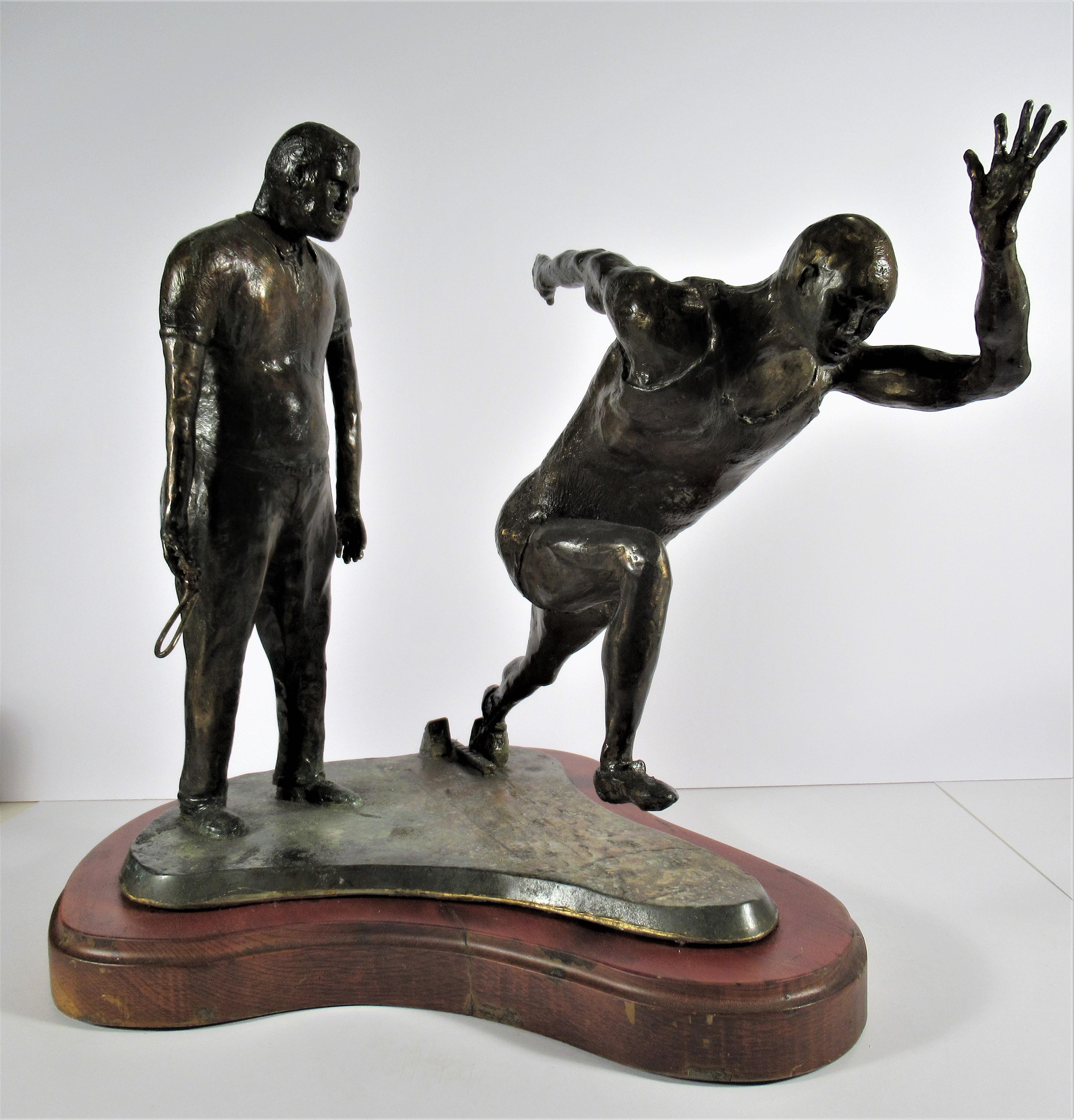 Der Athleten und sein Coach – Sculpture von Kenneth Johnson