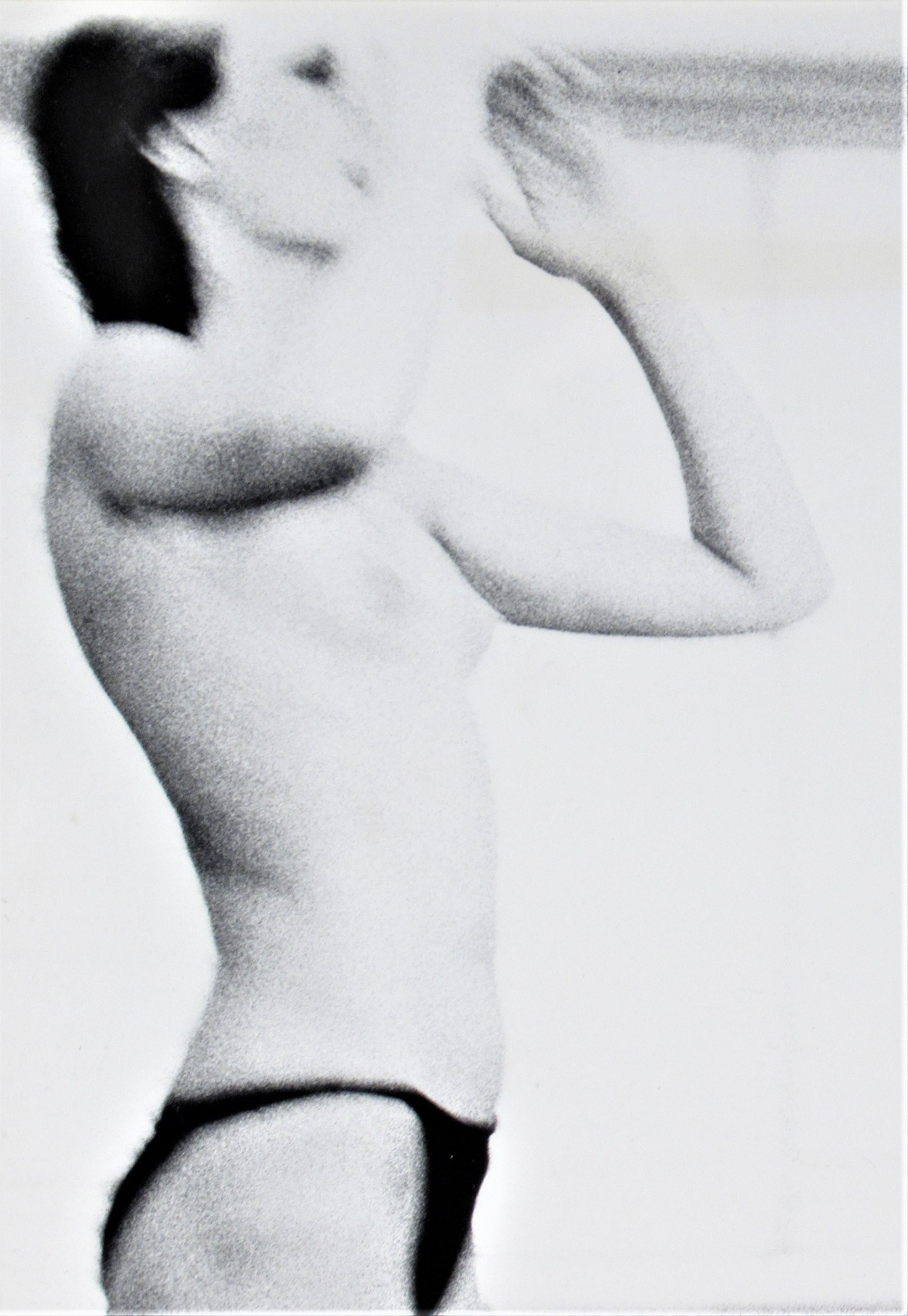 Ohne Titel, zwei Akte (Beige), Nude Photograph, von Michael Andreas Russ