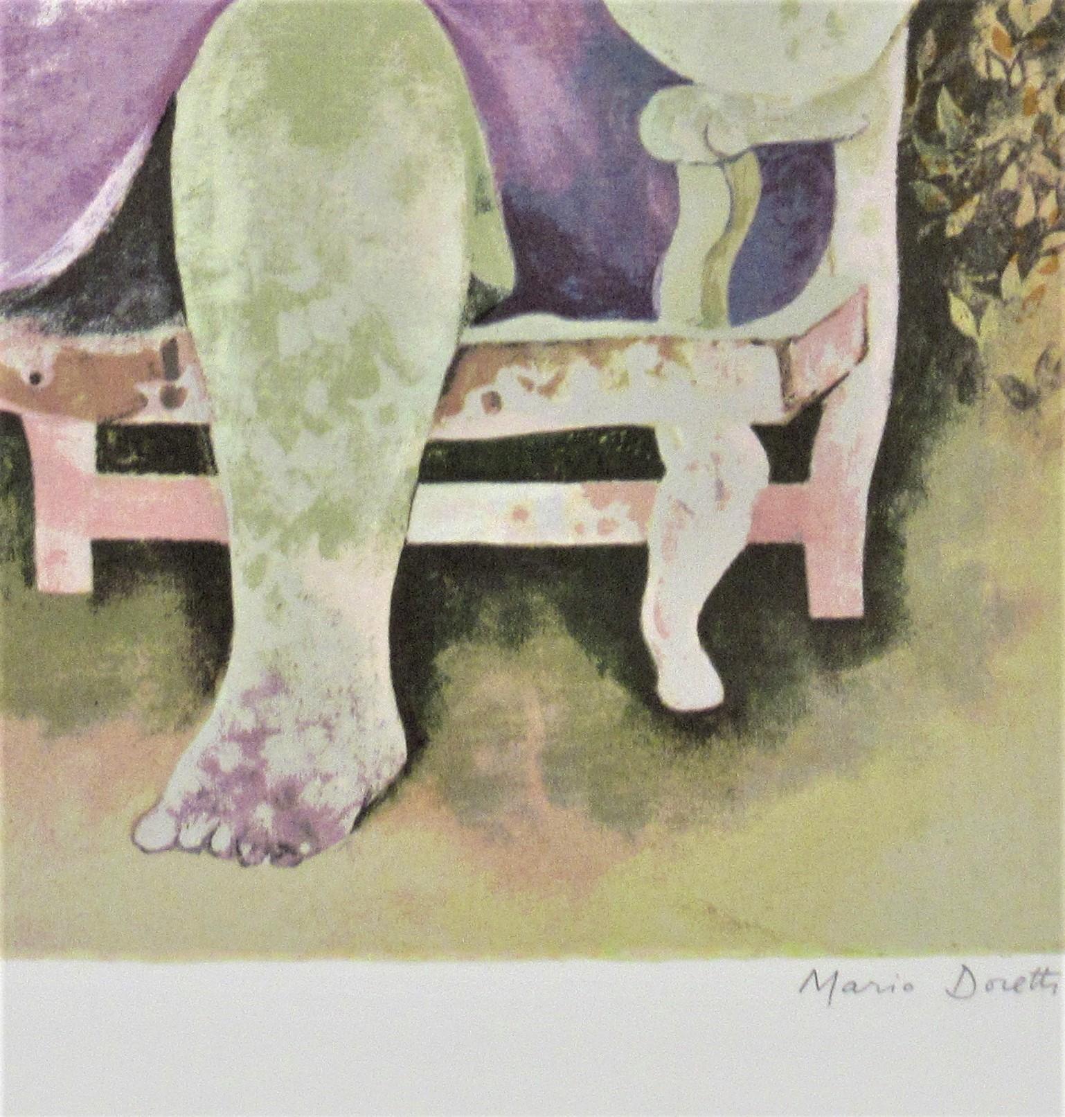 Mädchen auf einem Sessel (Beige), Figurative Print, von Mario Doretti