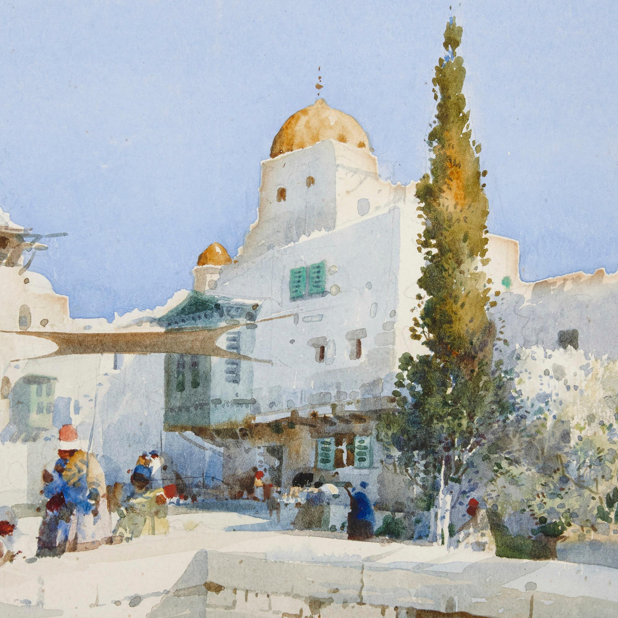 
Cette aquarelle sur papier, réalisée par l'artiste anglais Noel Harry Leaver, représente un décor urbain typiquement moyen-oriental ou nord-africain, dominé par une mosquée à dôme. À l'avant de la mosquée, une petite place est peuplée de plusieurs