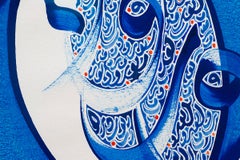 Vibrante calligrafia islamica contemporanea blu su carta
