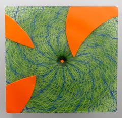 Extroverre vert avec visage orange sculpté