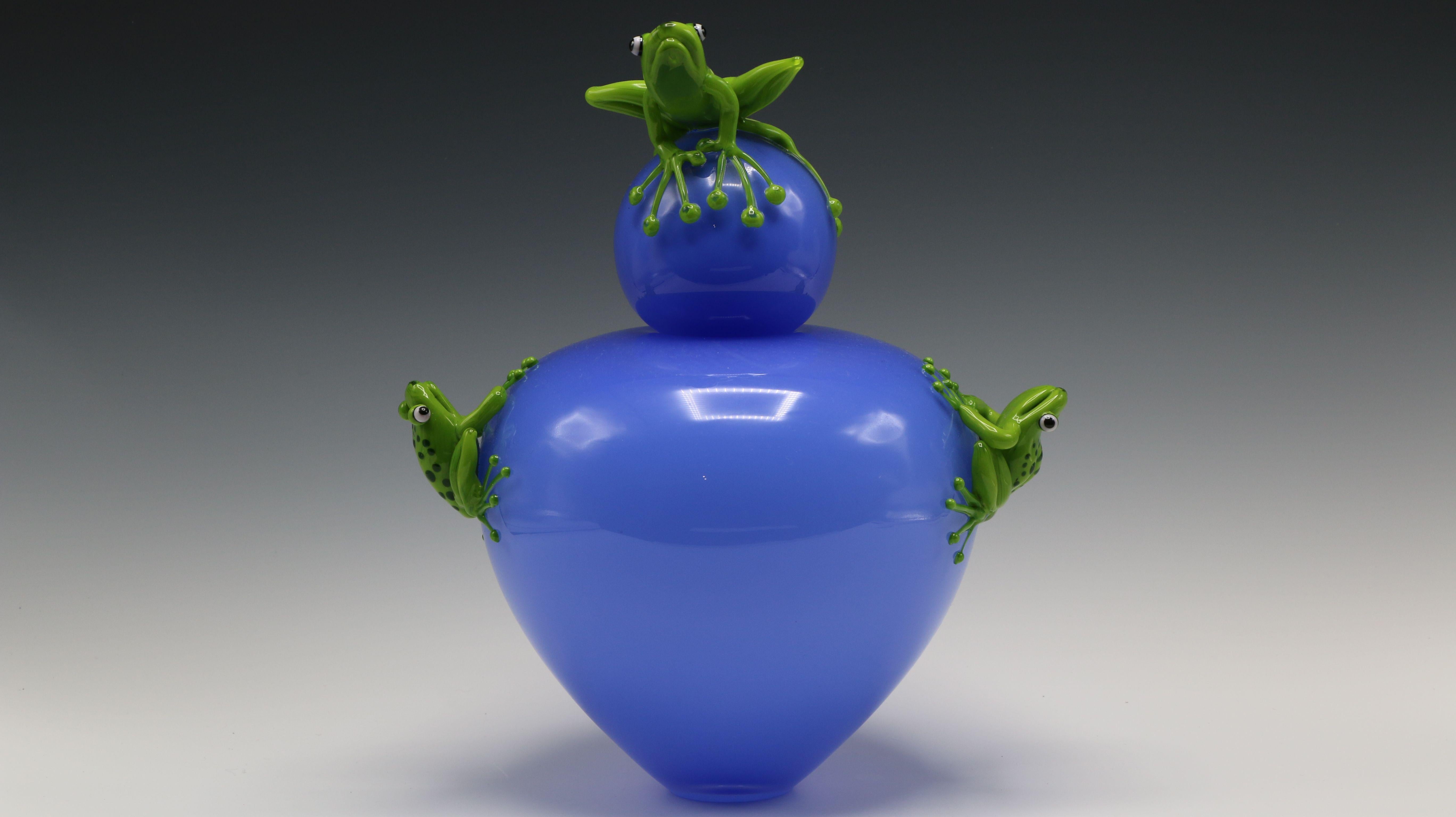 Joe Peters and Peter Muller Figurative Sculpture - Frog Vase