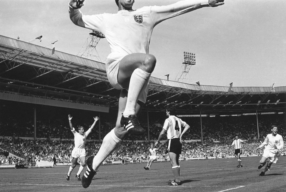 Unknown Black and White Photograph - Jumping Geoff, 1966 - Getty Archive, 20th Century Photography, Sports