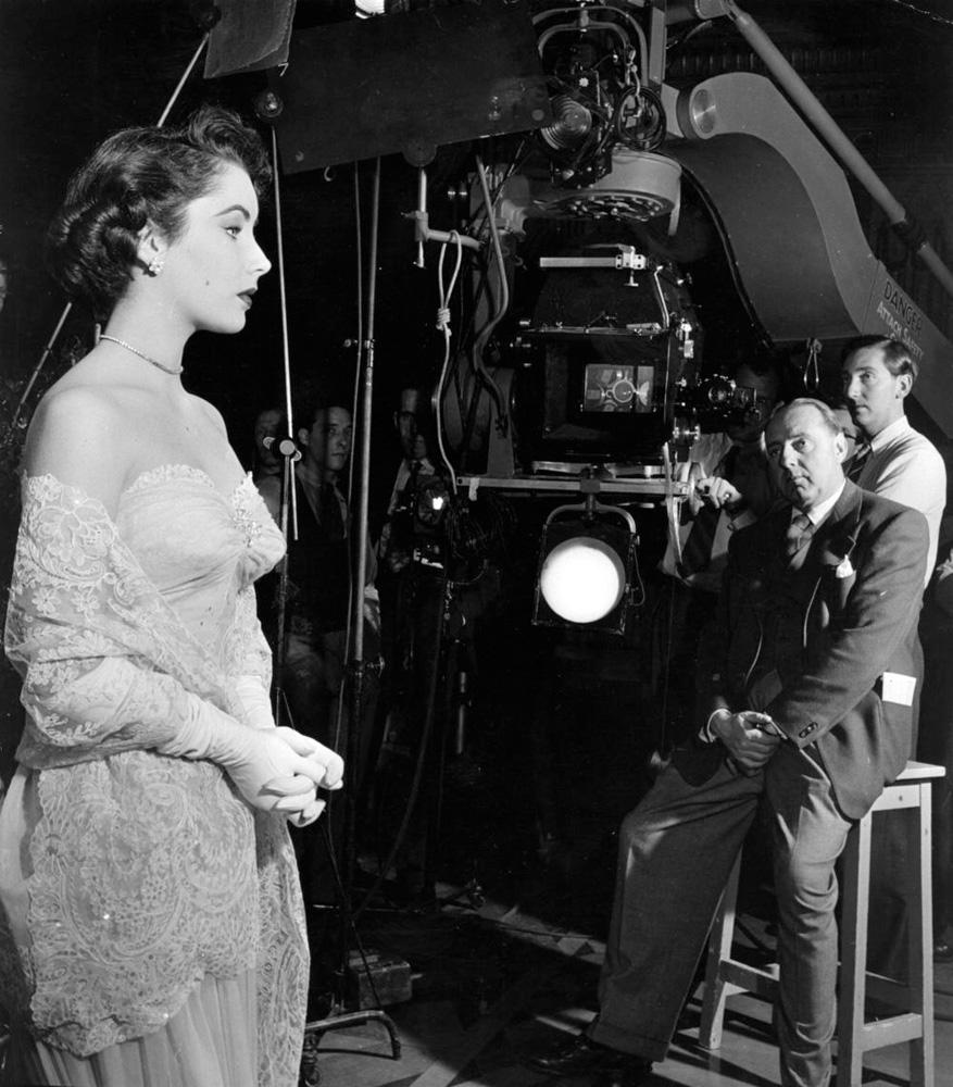 Behind the Camera - 20th Century Photography, Elizabeth Taylor, Hollywood, Film