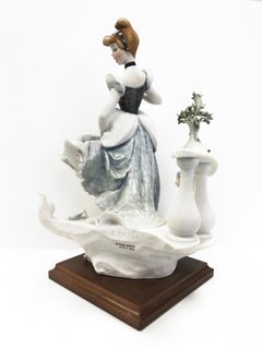 CINDERELLA (DISNEY SCULPTURE)