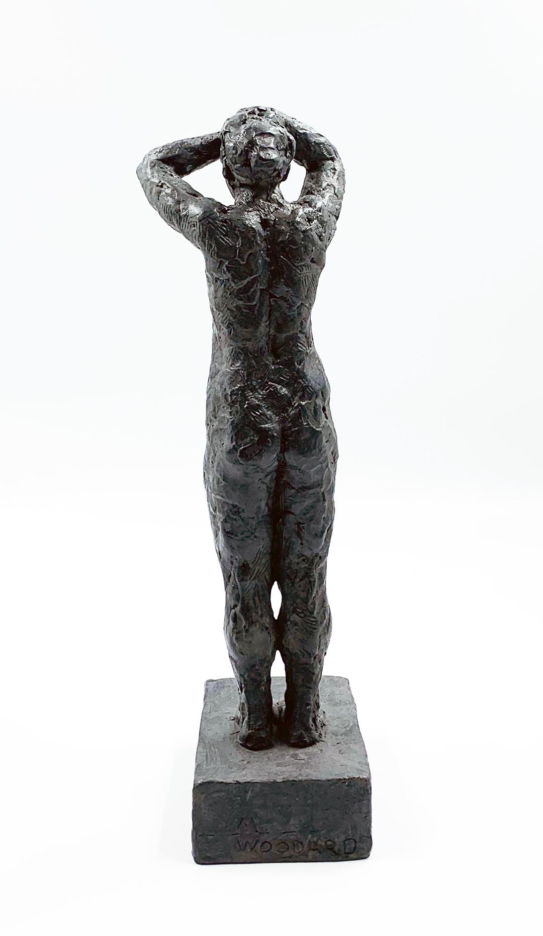 Elle tourne pour visager le soleil - sculpture figurative contemporaine en bronze - Contemporain Sculpture par Manny Woodard