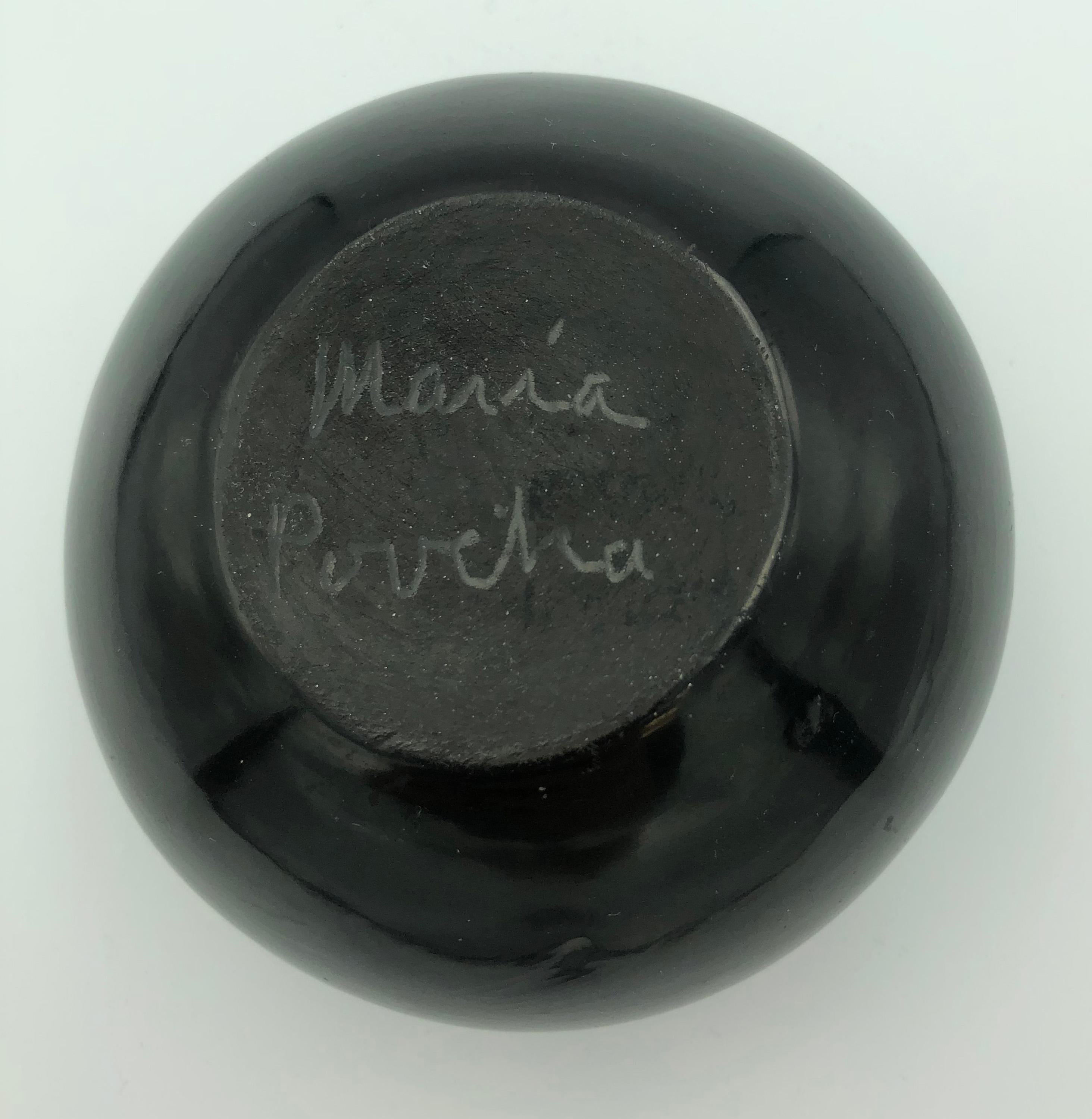 maria martinez pottery value