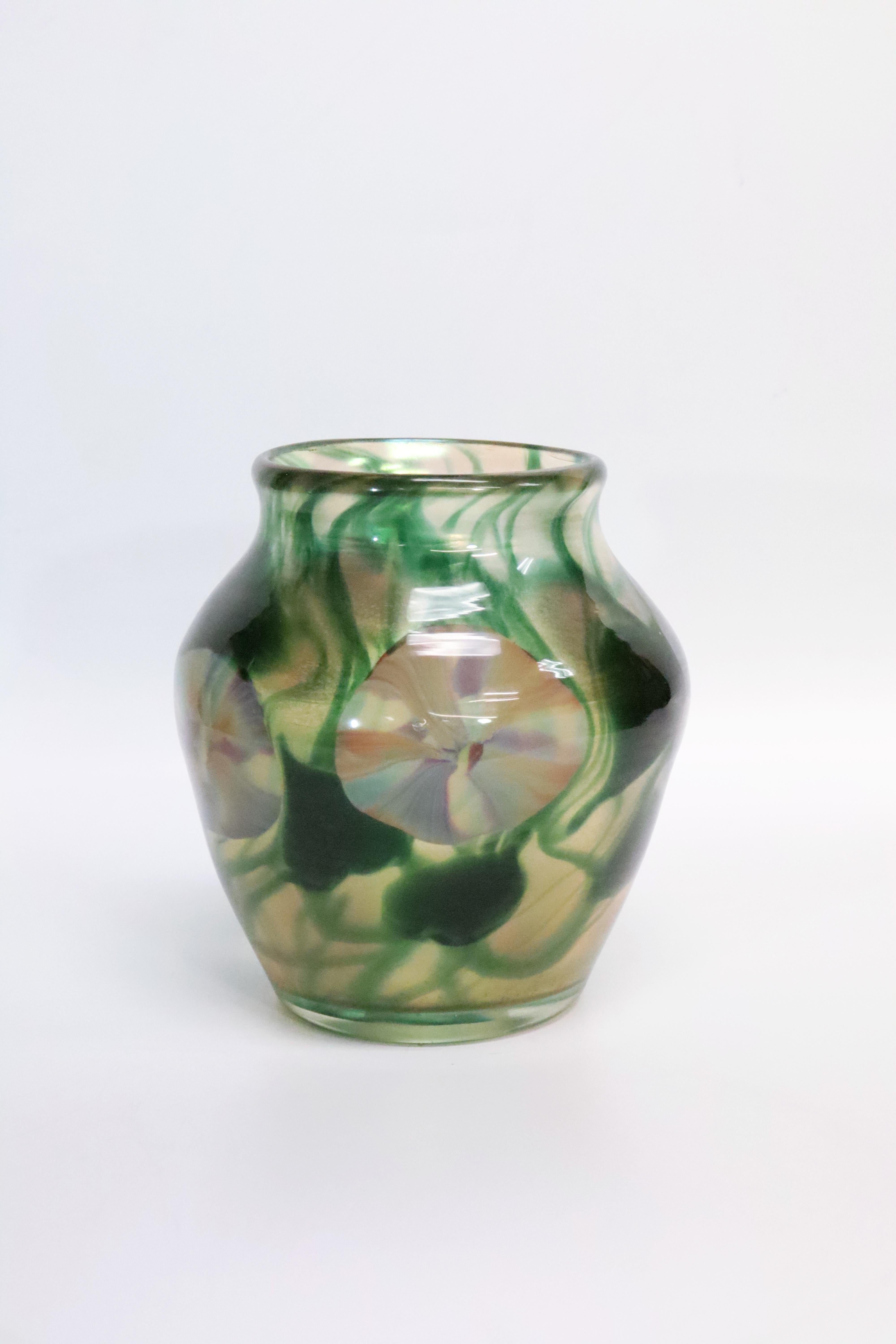 Rare presse-papiers vase à motif « Morning Glory » de Favrile - Art nouveau Art par Tiffany Studios