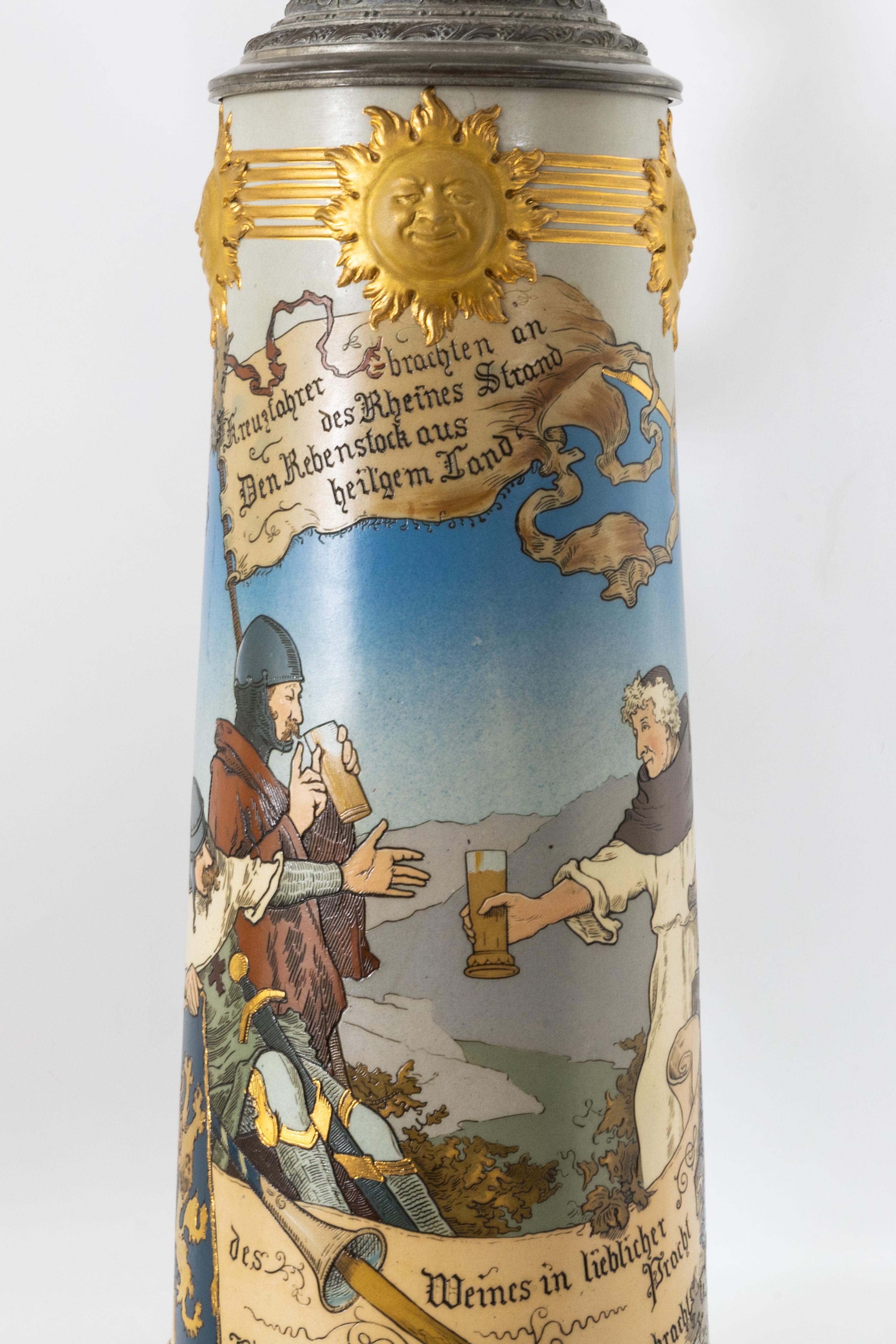 Stein à boire Mettlach Crusaders - Sculpture de Heinrich Schlitt