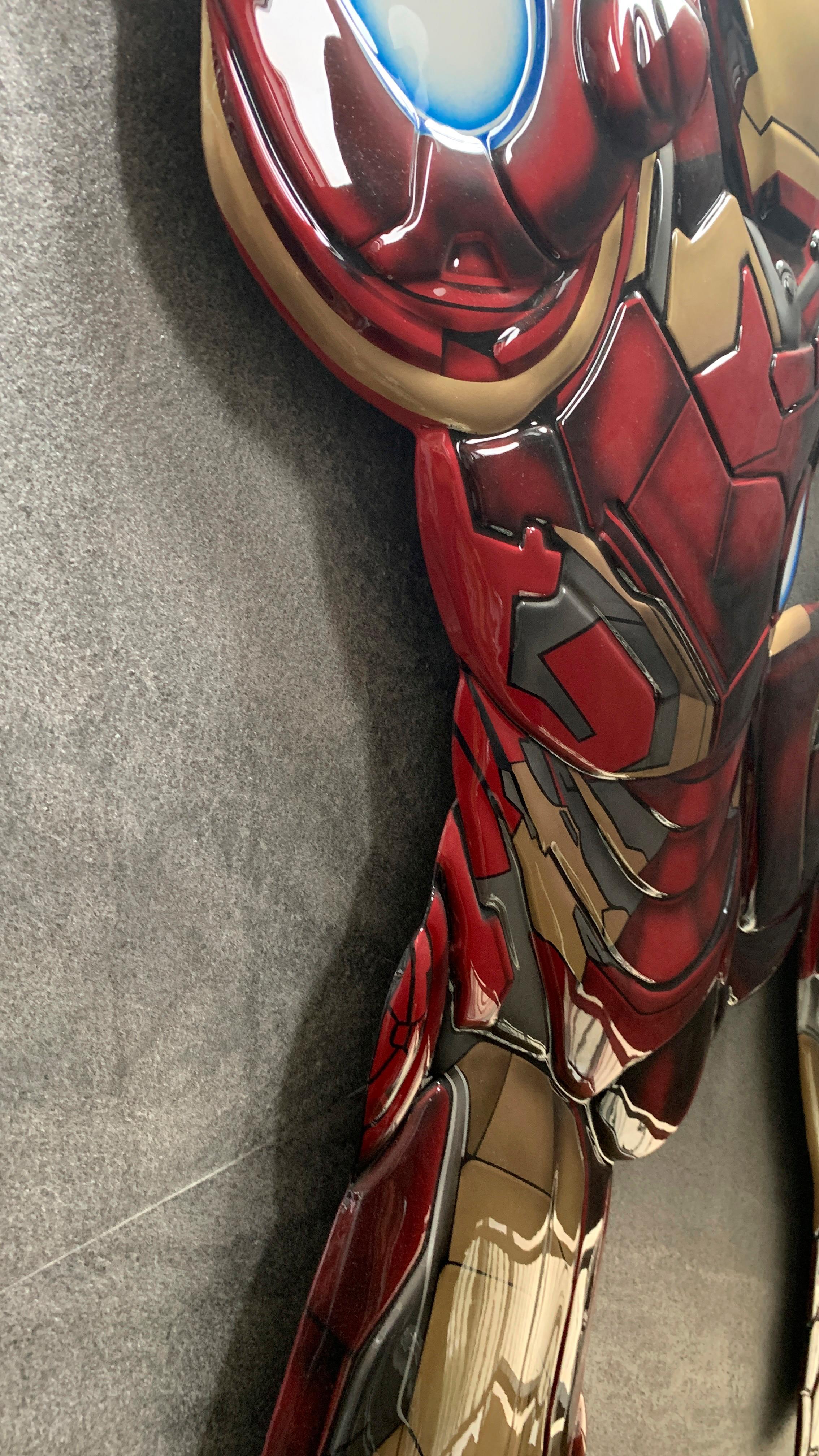 Iron Man, Mixed Art, Pop Art, Stahl, Marmor, 3D-Kunst im Angebot 3
