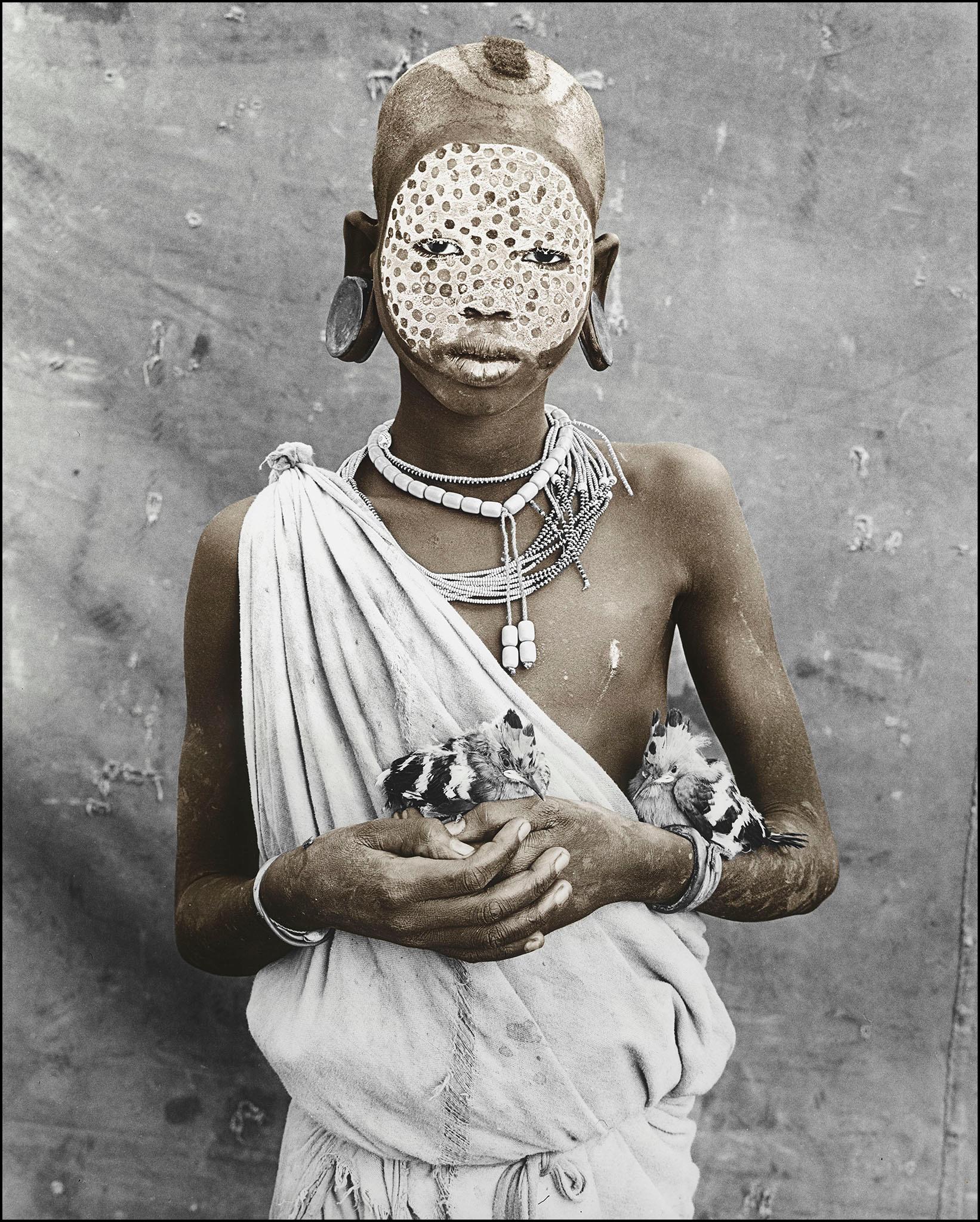 Nakoro (13), Suri, Éthiopie, gélatine d'argent, photographie, contemporaine