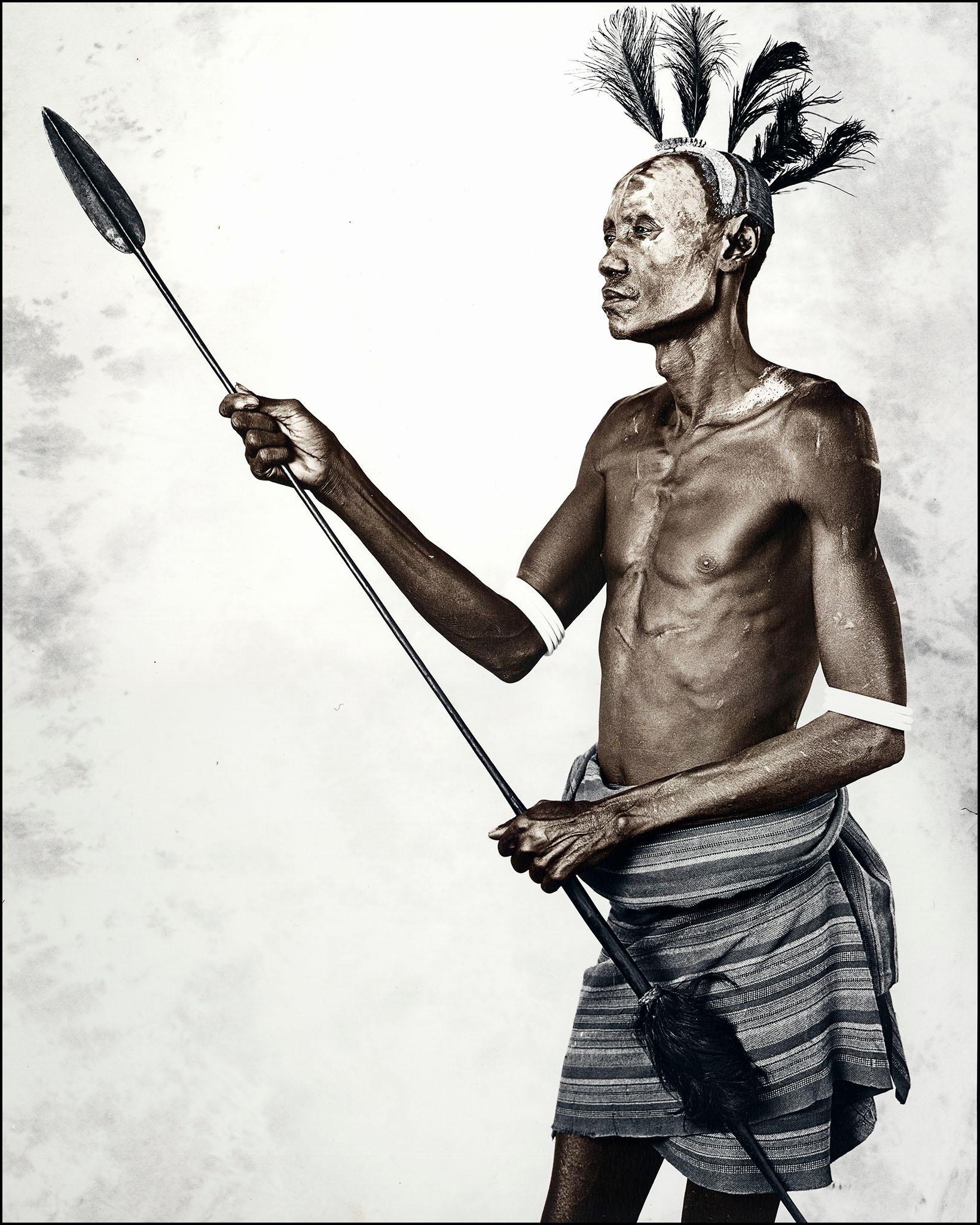 Jan C. Schlegel Color Photograph – Ekri (41), Kara, Äthiopien, Silbergelatine, Fotografie, Contemporary