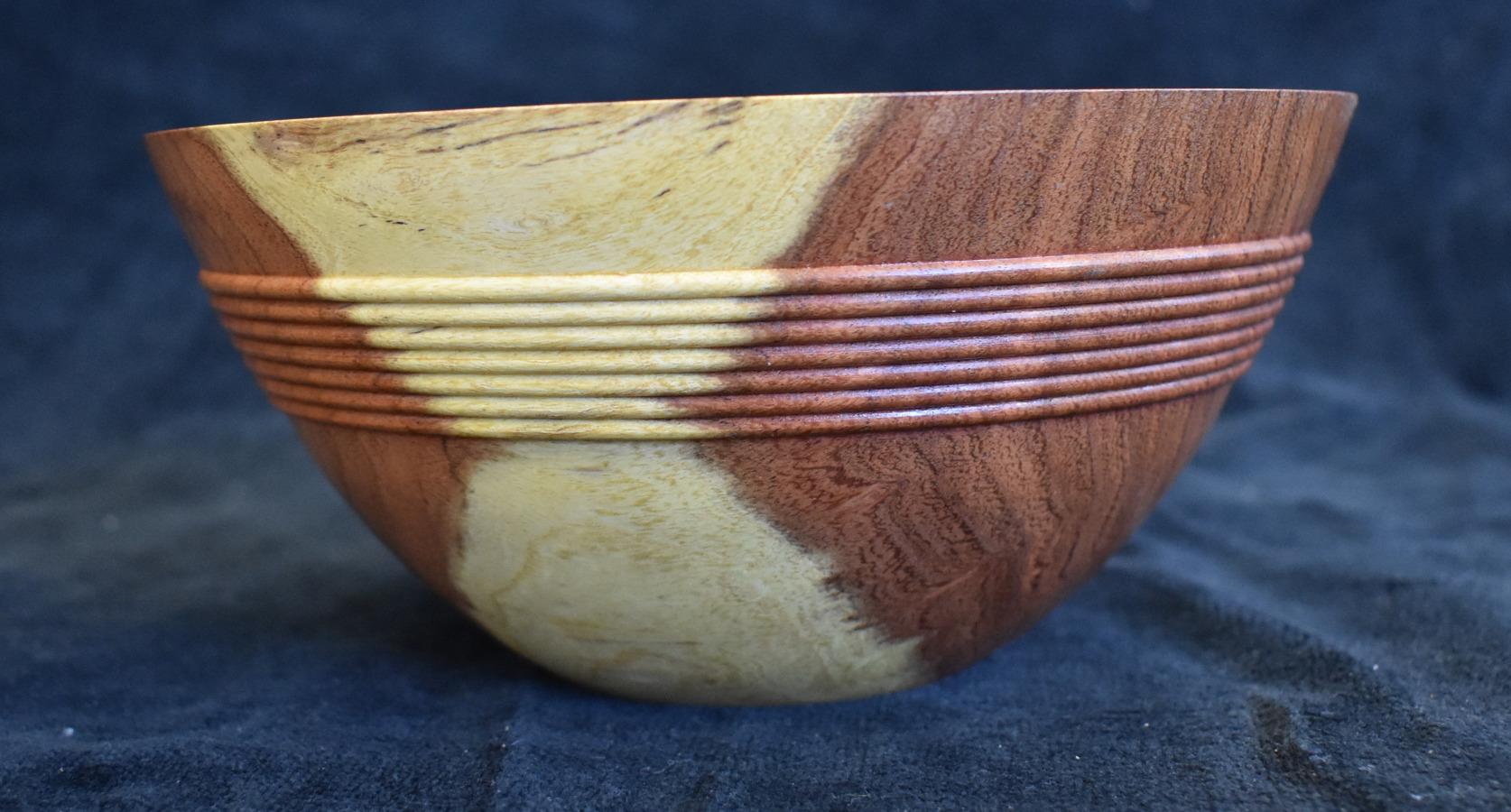 Carmie
Born 1958
Mesquite Bowl with Beads
7