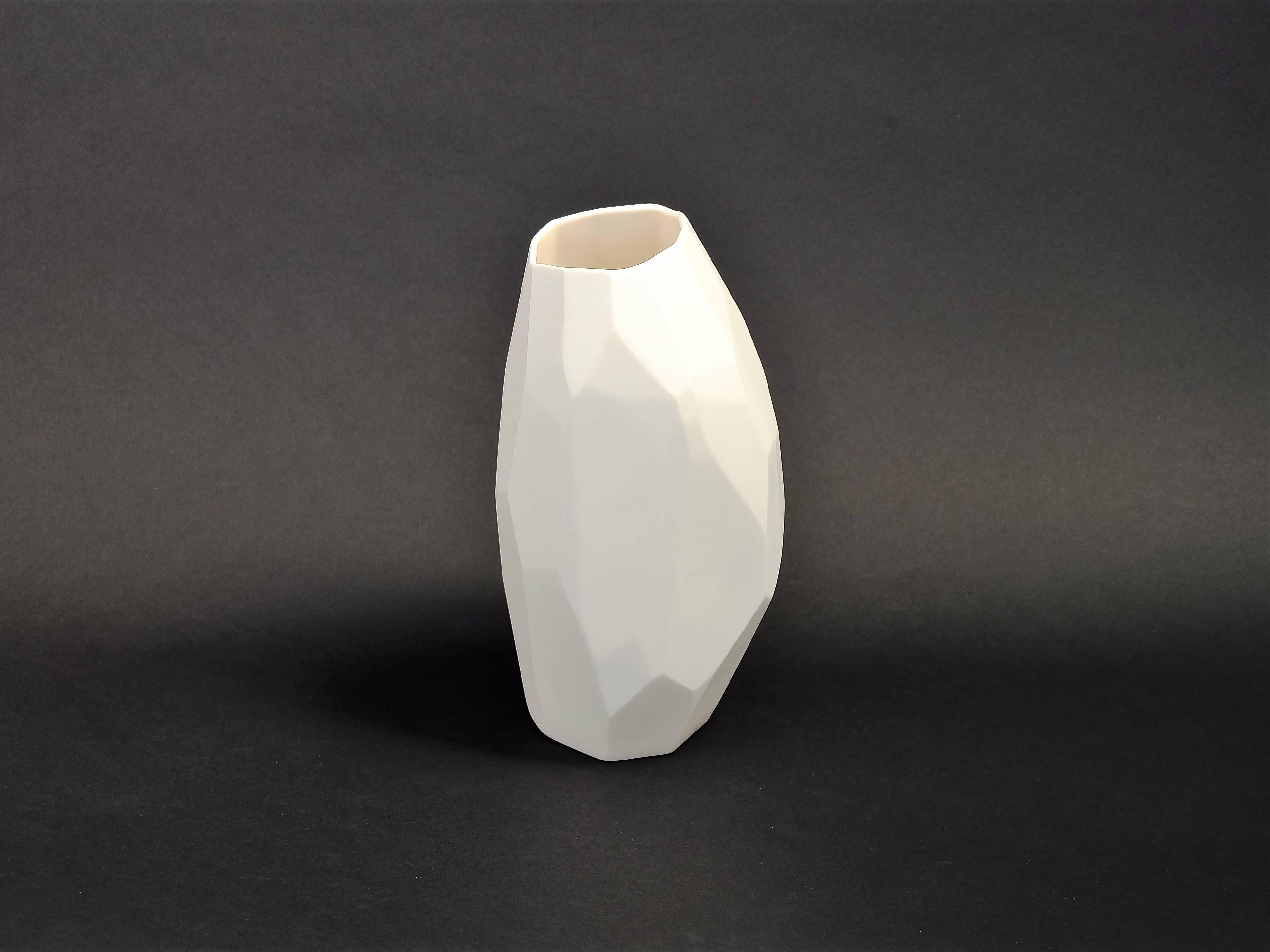 Vase from the Fragments series - Art by Vezzini & Chen