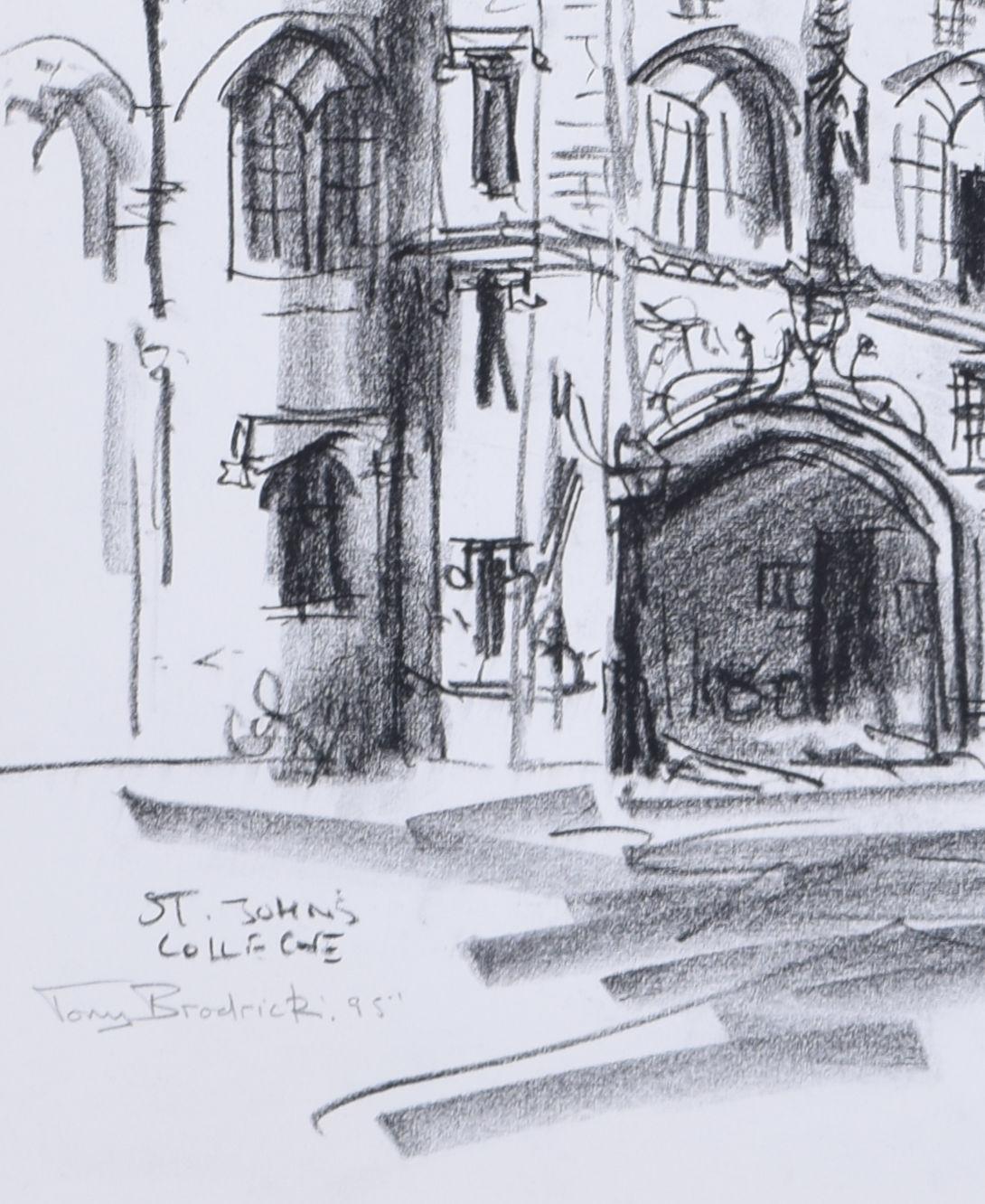 Impression Great Gate du St John's College de Cambridge par Tony Broderick en vente 4