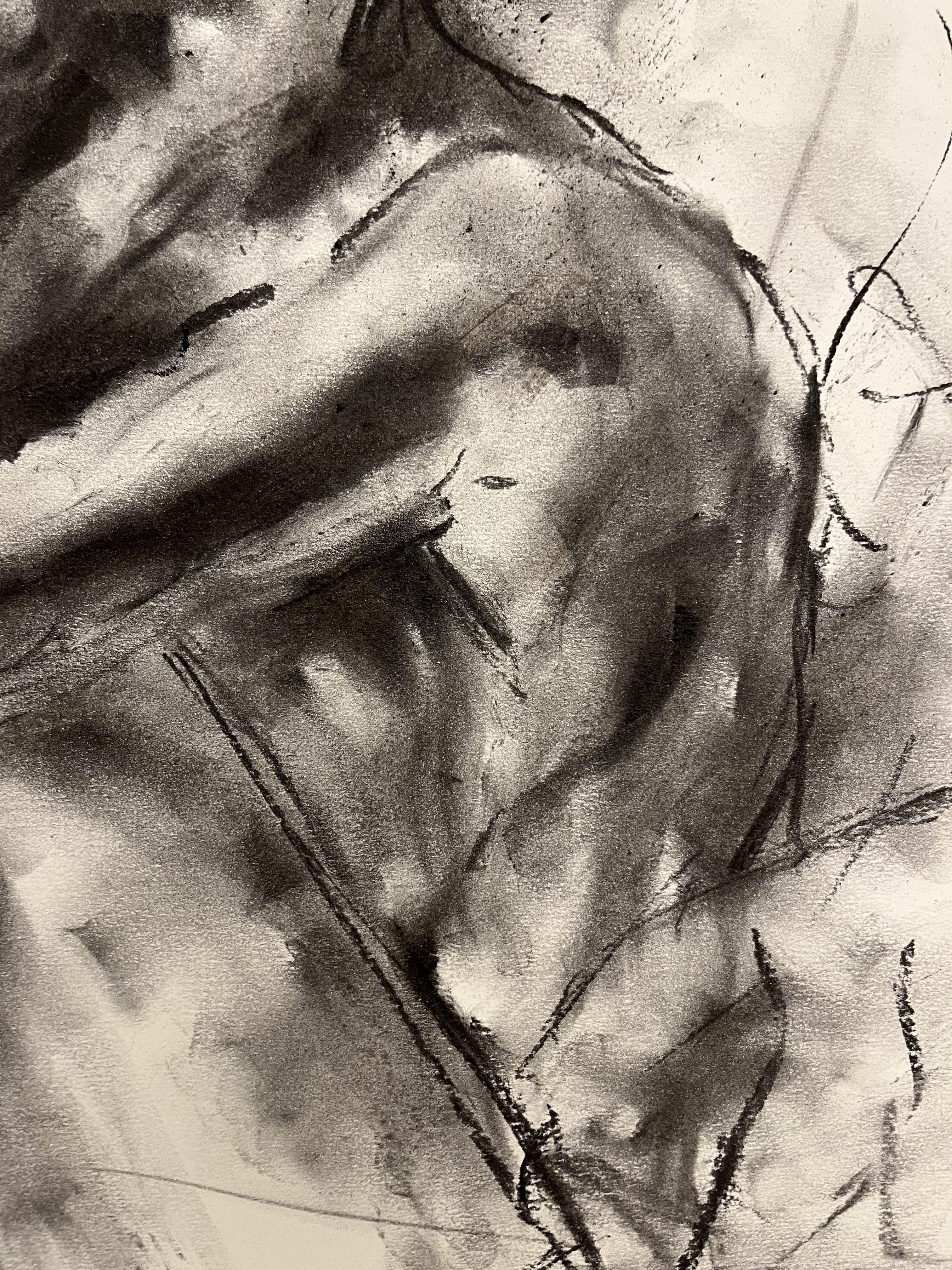 Dessin original au fusain sur papier de James Shipton  Mes œuvres sont fortement influencées par celles de Dega et de Gustav Klimt.    Mon désir est de capturer la beauté de la forme humaine, tout en dépeignant l'isolement de l'homme. J'y parviens