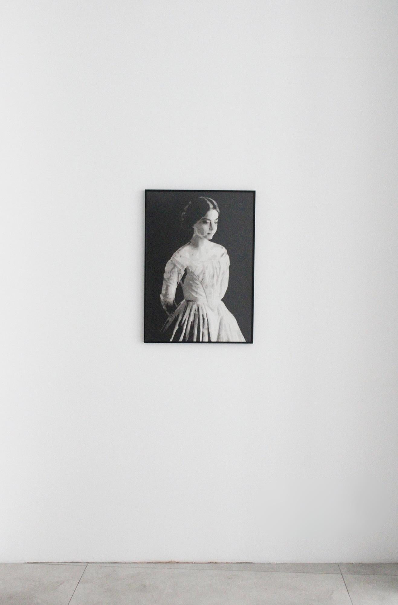 Meditations on Fragility (3) by J. Delagrange - work on paper, black & white - Contemporary Art by Julien Delagrange