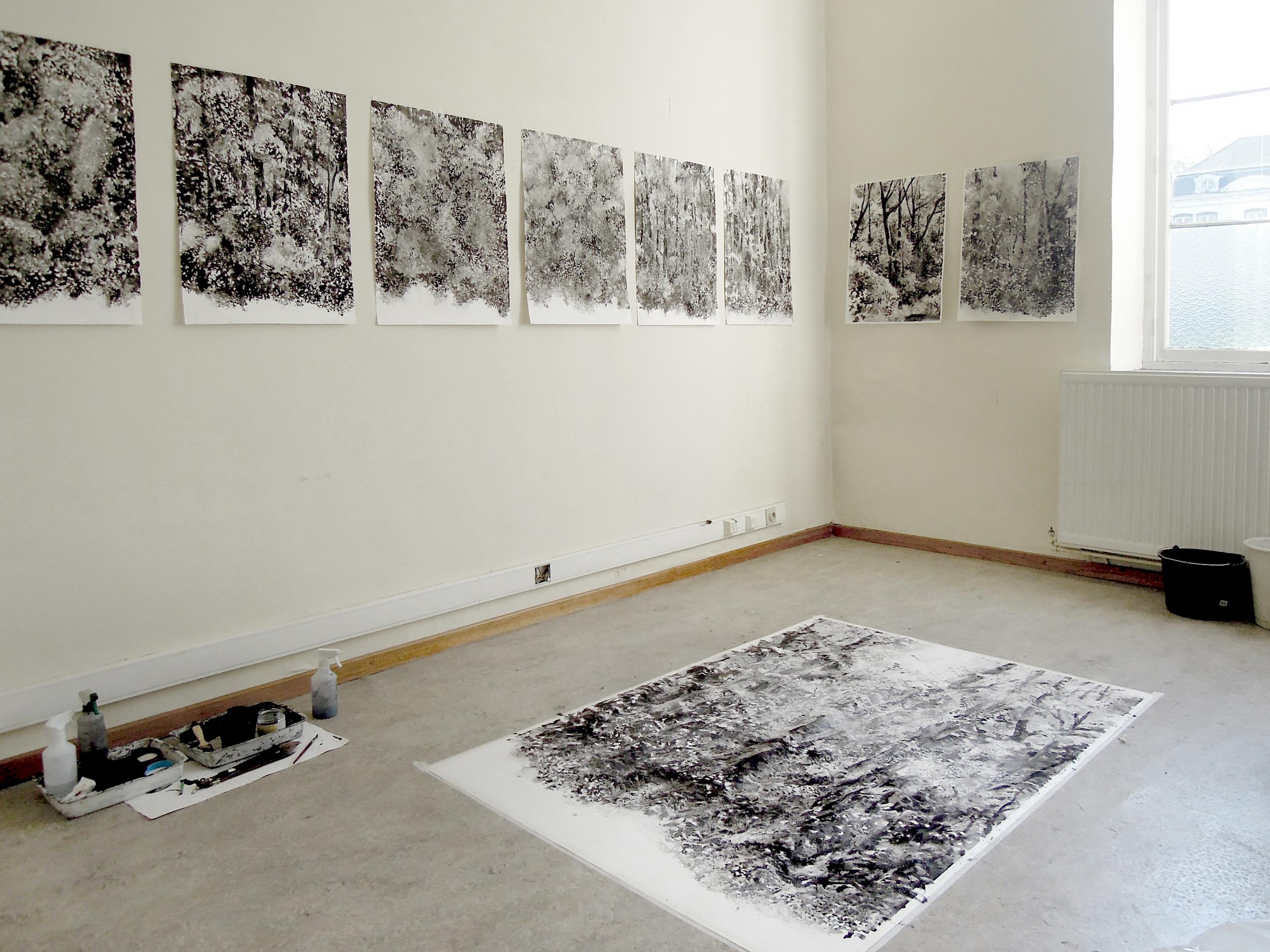 Air, light, matter (Abbaye de La Cambre n°36) de Yann Bagot - dessin à l'encre, forêt en vente 4