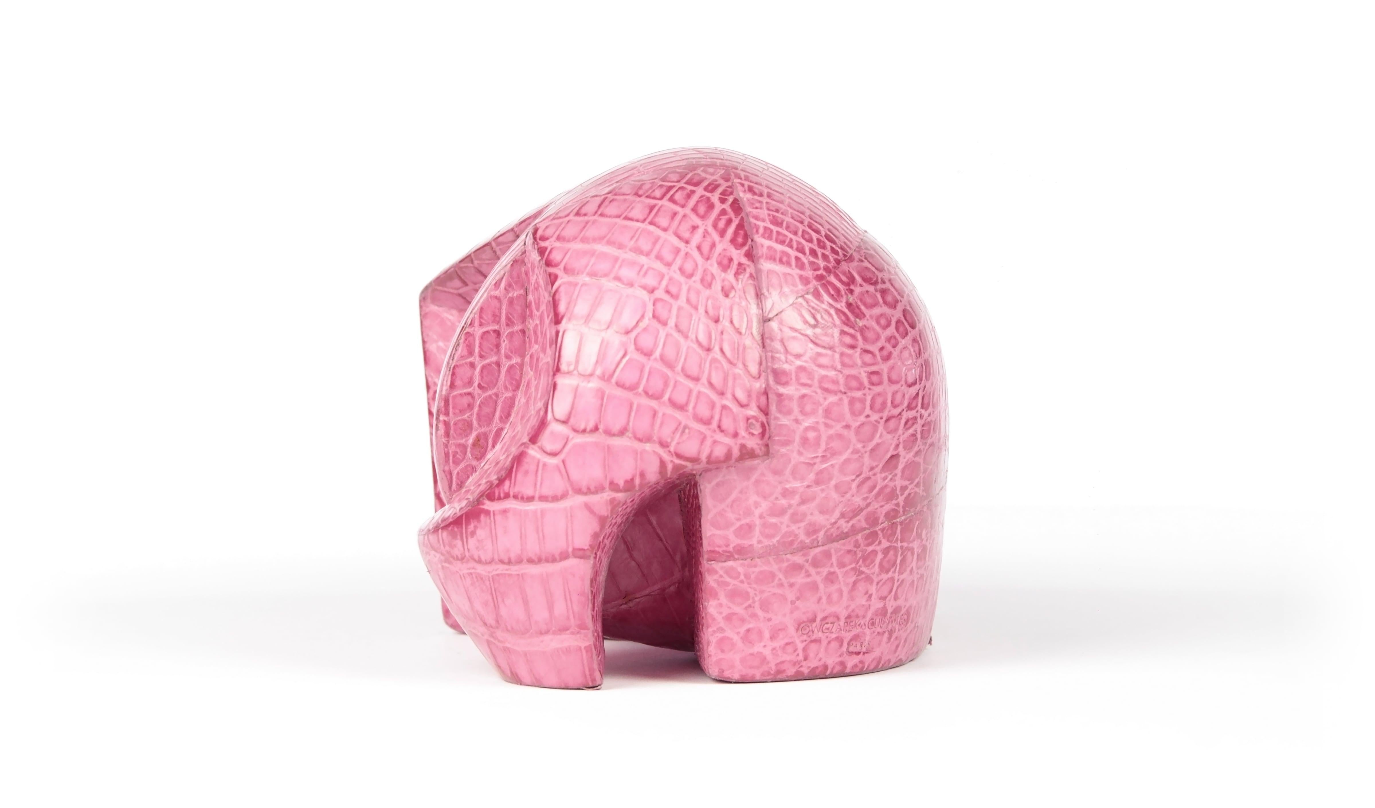 Pink Kioveo, hippopotamus sculpture, contemporary For Sale 1