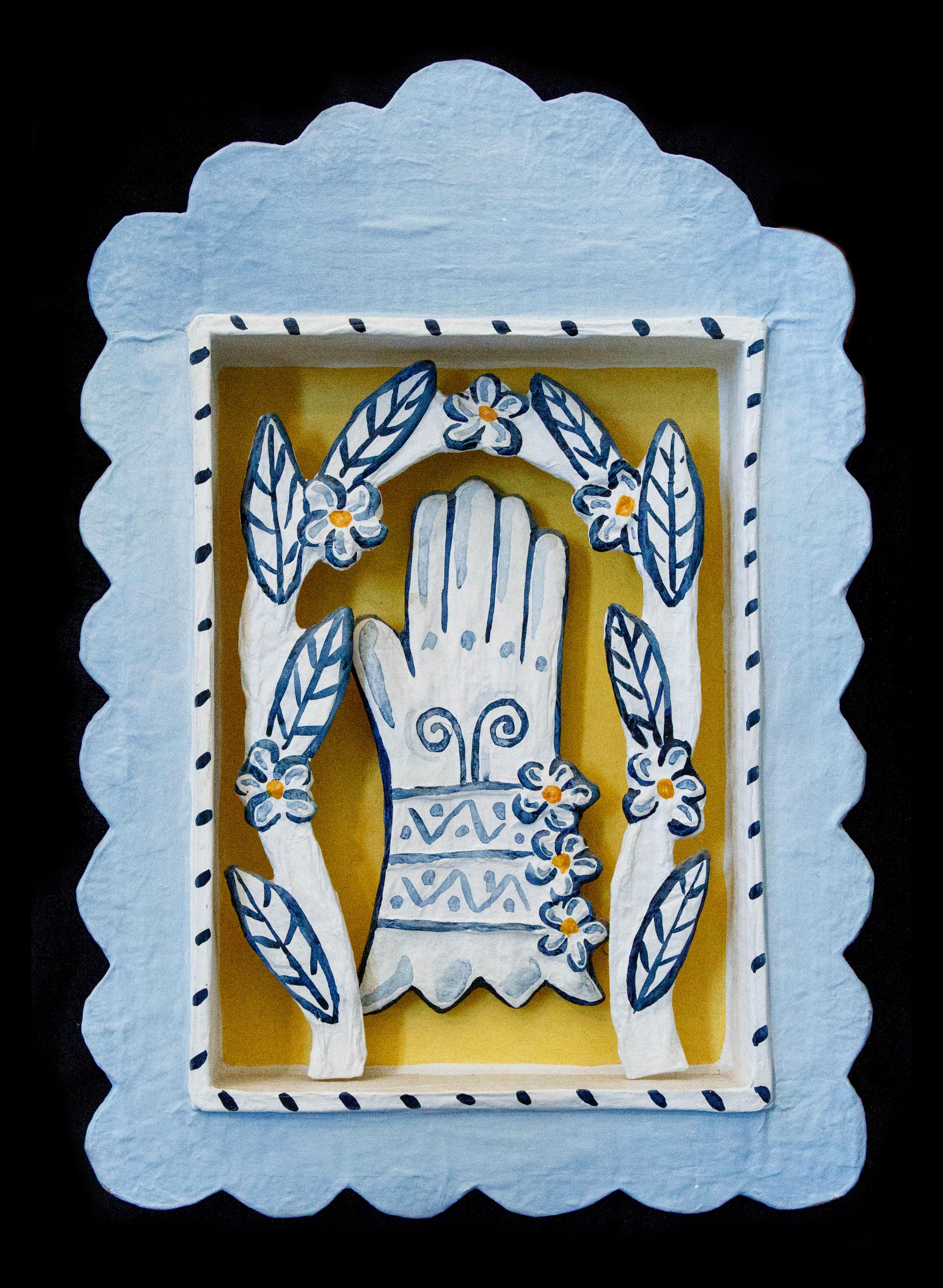 Deborah Shnneebeli Morell Figurative Sculpture – Die Hand der Vitalität