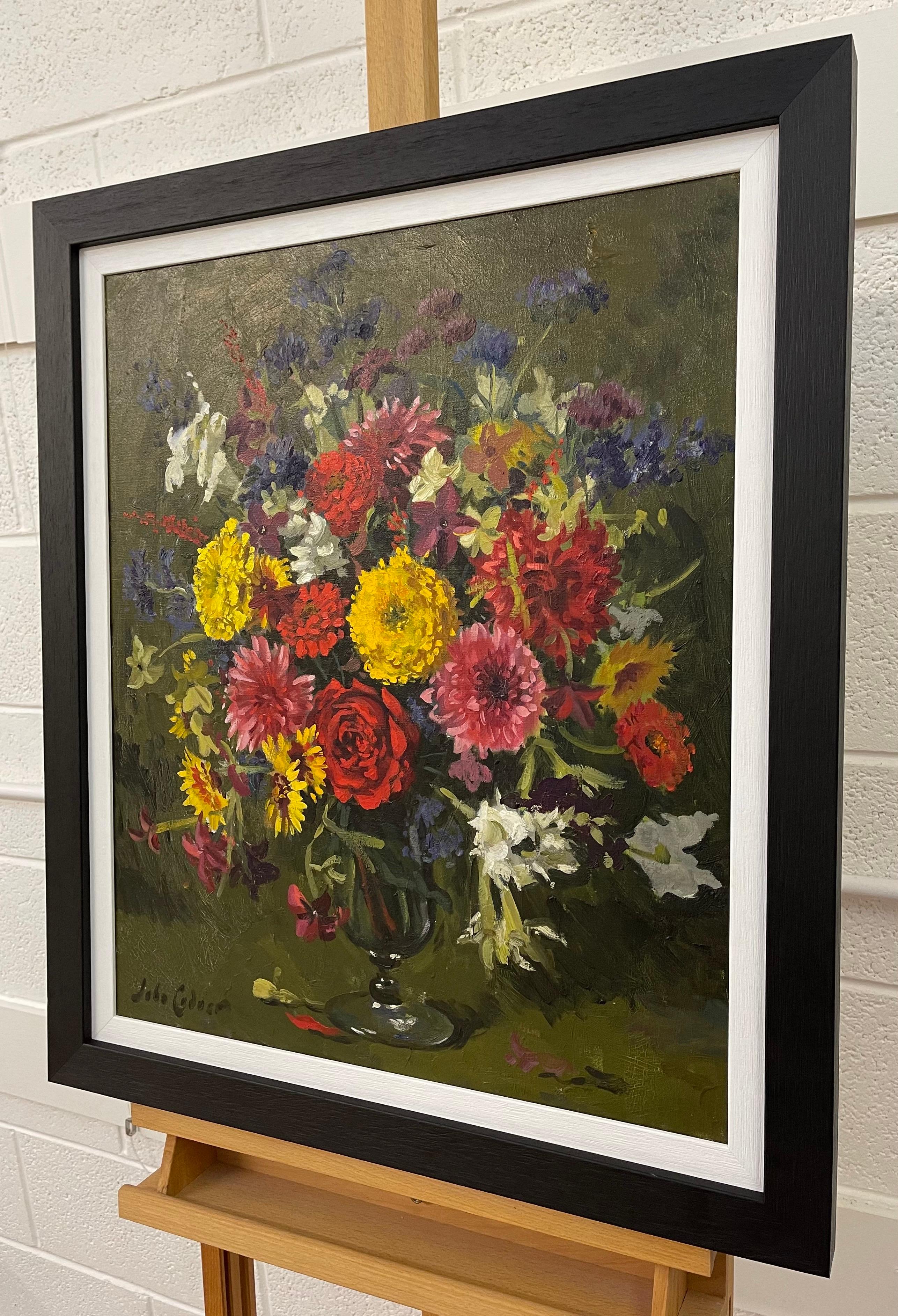Nature morte à l'huile de fleurs dans un vase en verre par un artiste britannique du 20e siècle - Noir Still-Life Painting par John Whitlock Codner RWA