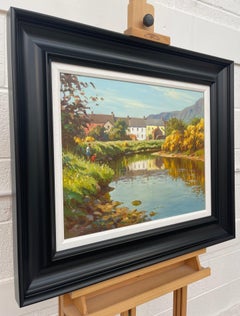 Escena fluvial de pesca con mosca en un pueblo costero de Irlanda por un artista irlandés contemporáneo