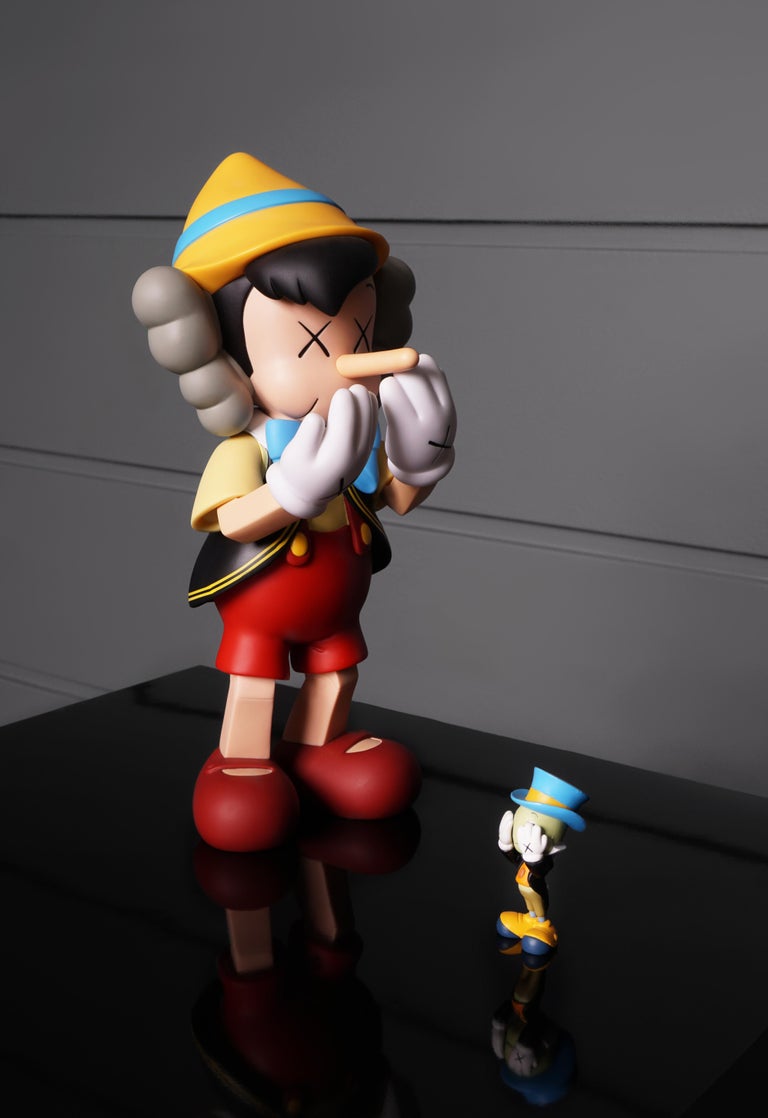 Disney Medium Figure Statue - Pinocchio and Jiminy Cricket-B
