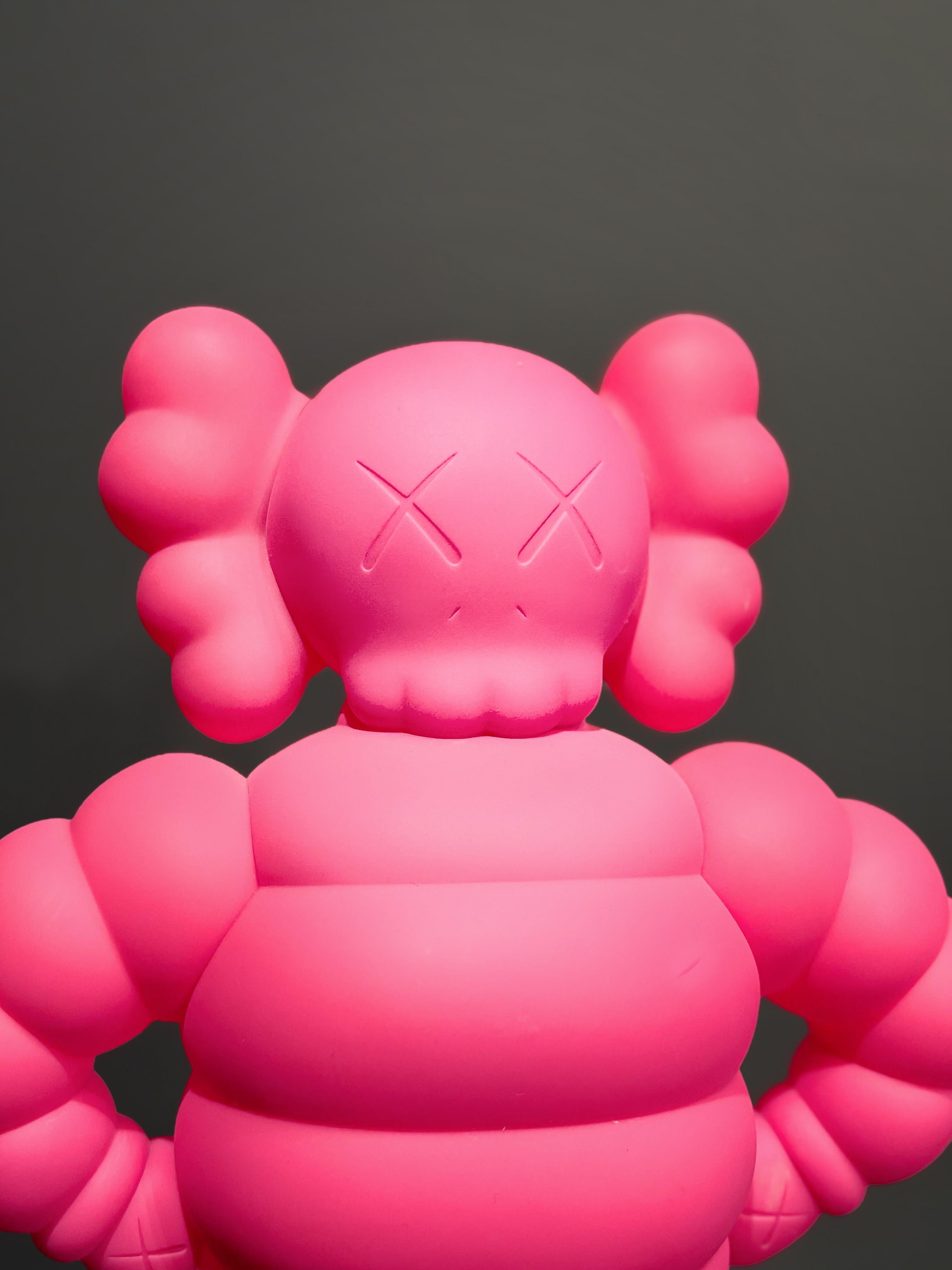 Figura in vinile rosa di 'CHUM', 2023 in vendita 3