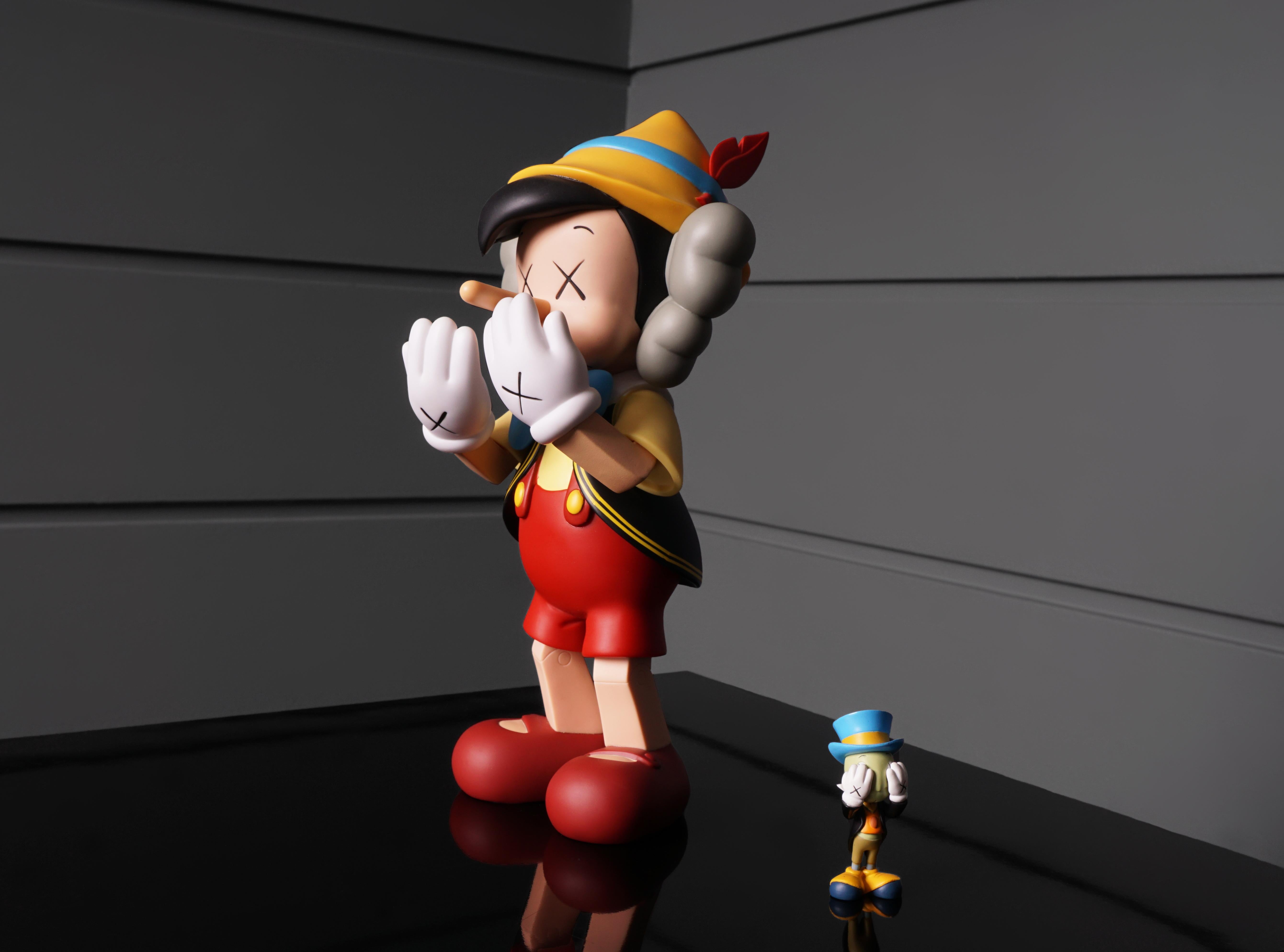Pinocchio und Jiminy Cricket, Disney + KAWS, Kunstspielzeug, 2010 1