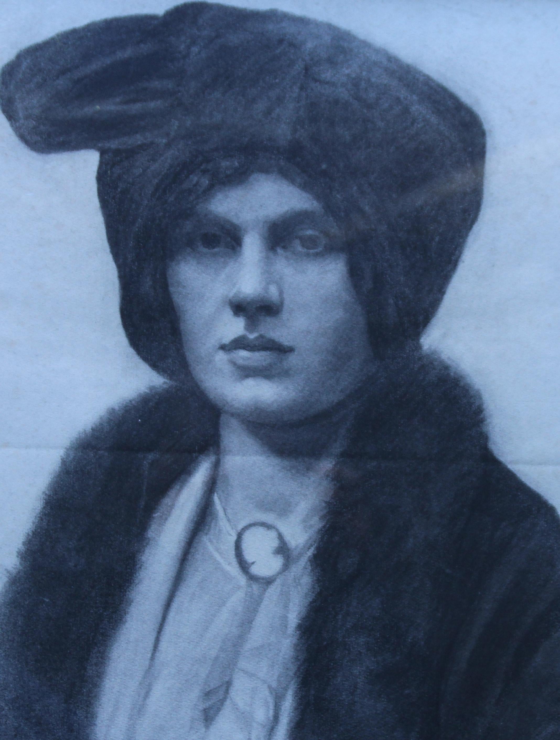 Porträt einer Dame –  Schottische Kunst des frühen 20. Jahrhunderts Zeichnung Gesellschaft Hut cameo  (Realismus), Art, von Unknown