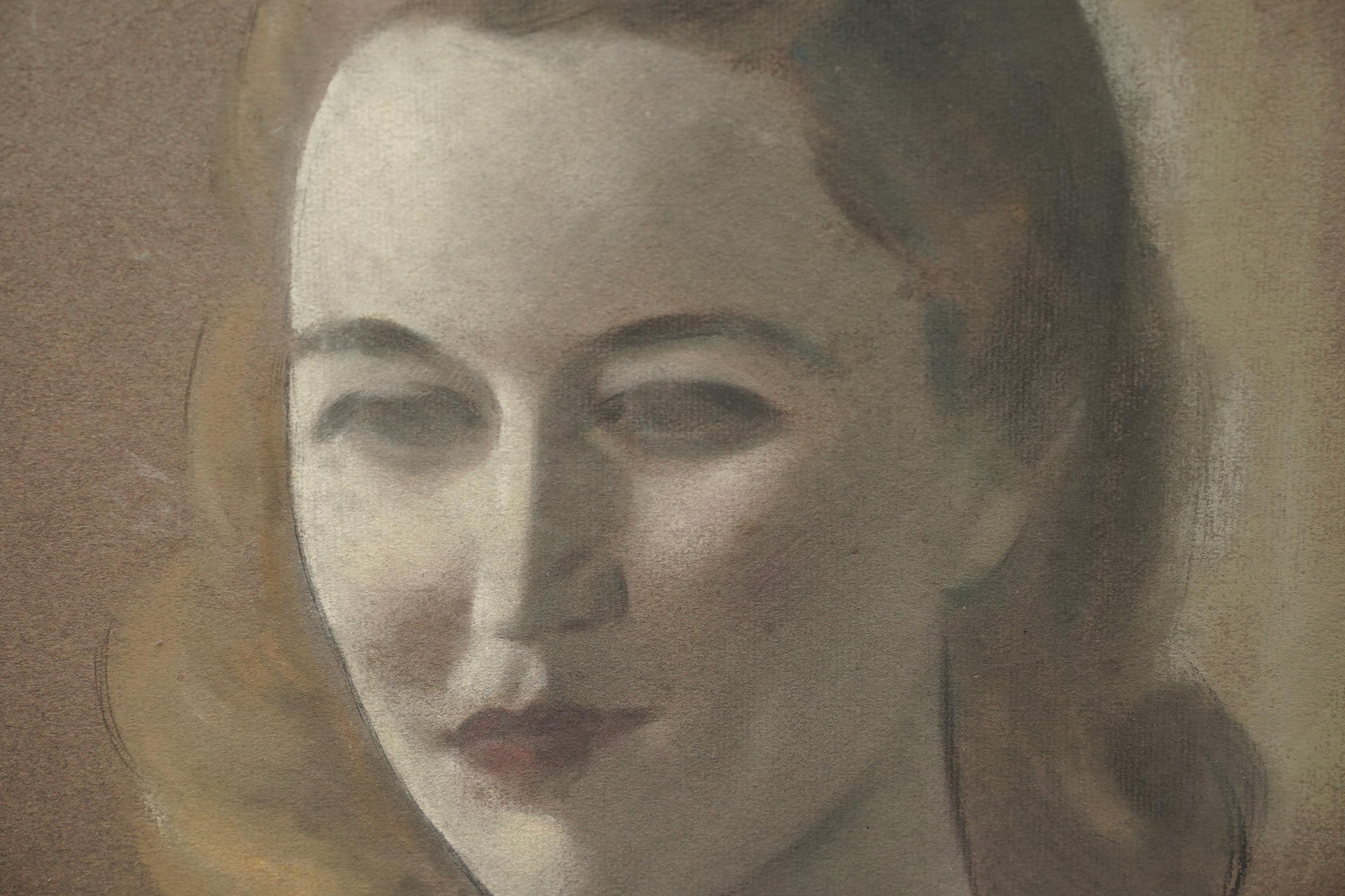 Portrait de la grâce - Portrait d'une femme à la craie d'art britannique des années 1920 en vente 3