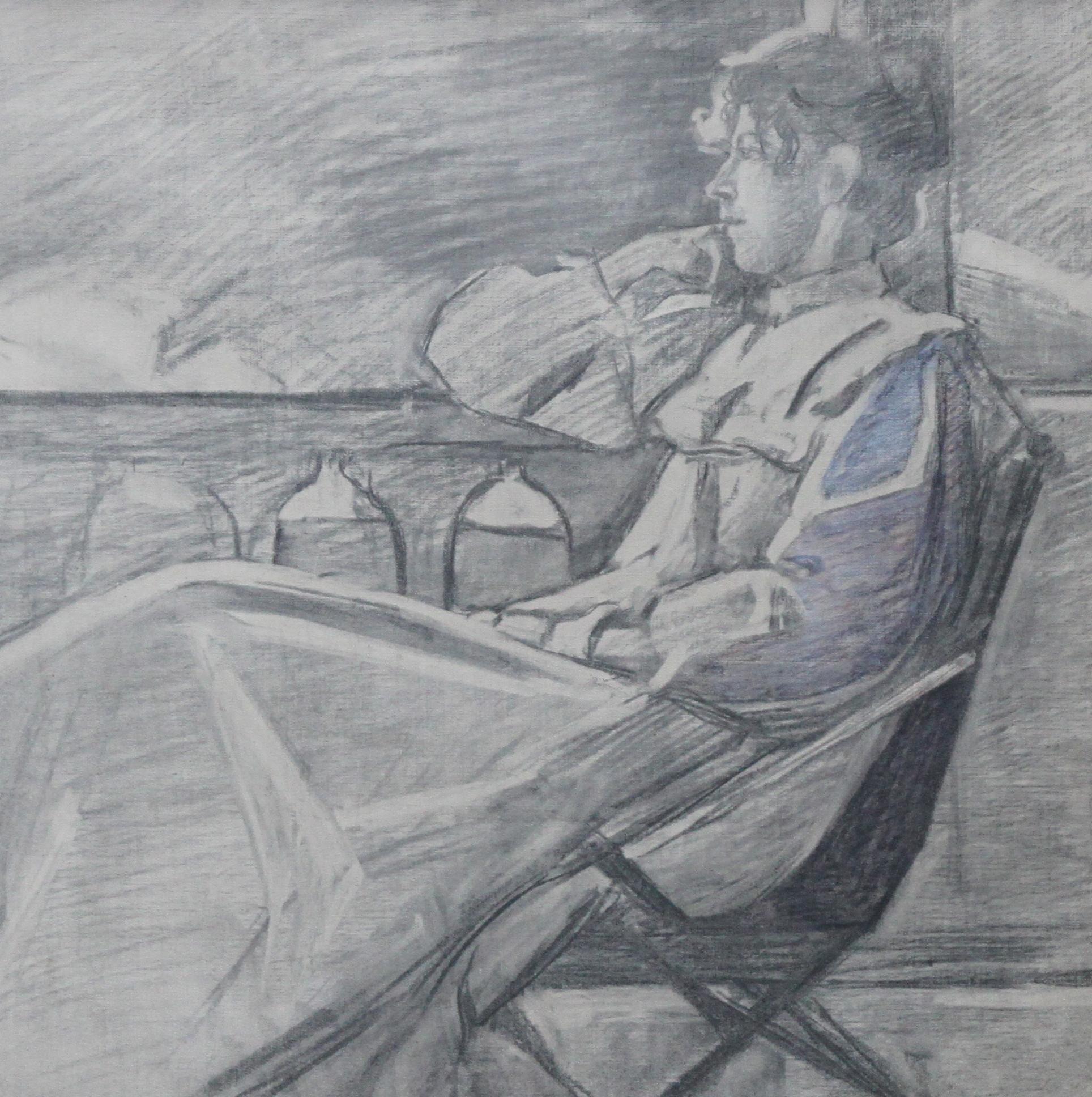 Ce joli dessin au crayon et au fusain est attribué au cercle de l'artiste français Jacques Joseph Tissot. Réalisé vers 1880, le dessin représente une femme se relaxant sur une chaise longue en plein air, perdue dans sa contemplation ou admirant la
