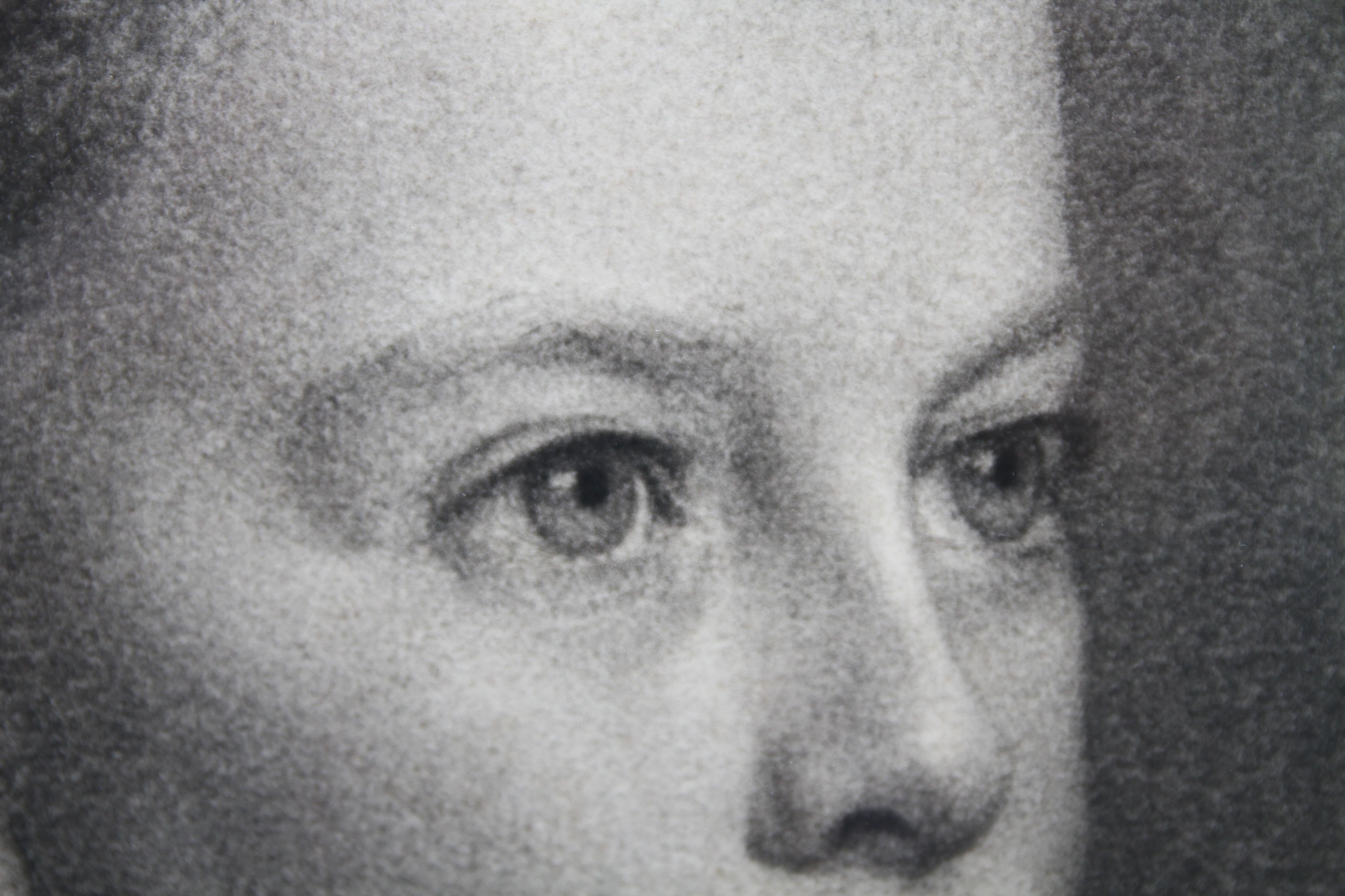 Viktorianisches britisches präraffaelitisches Porträt eines jungen Mädchens, Bleistiftzeichnung  im Angebot 2