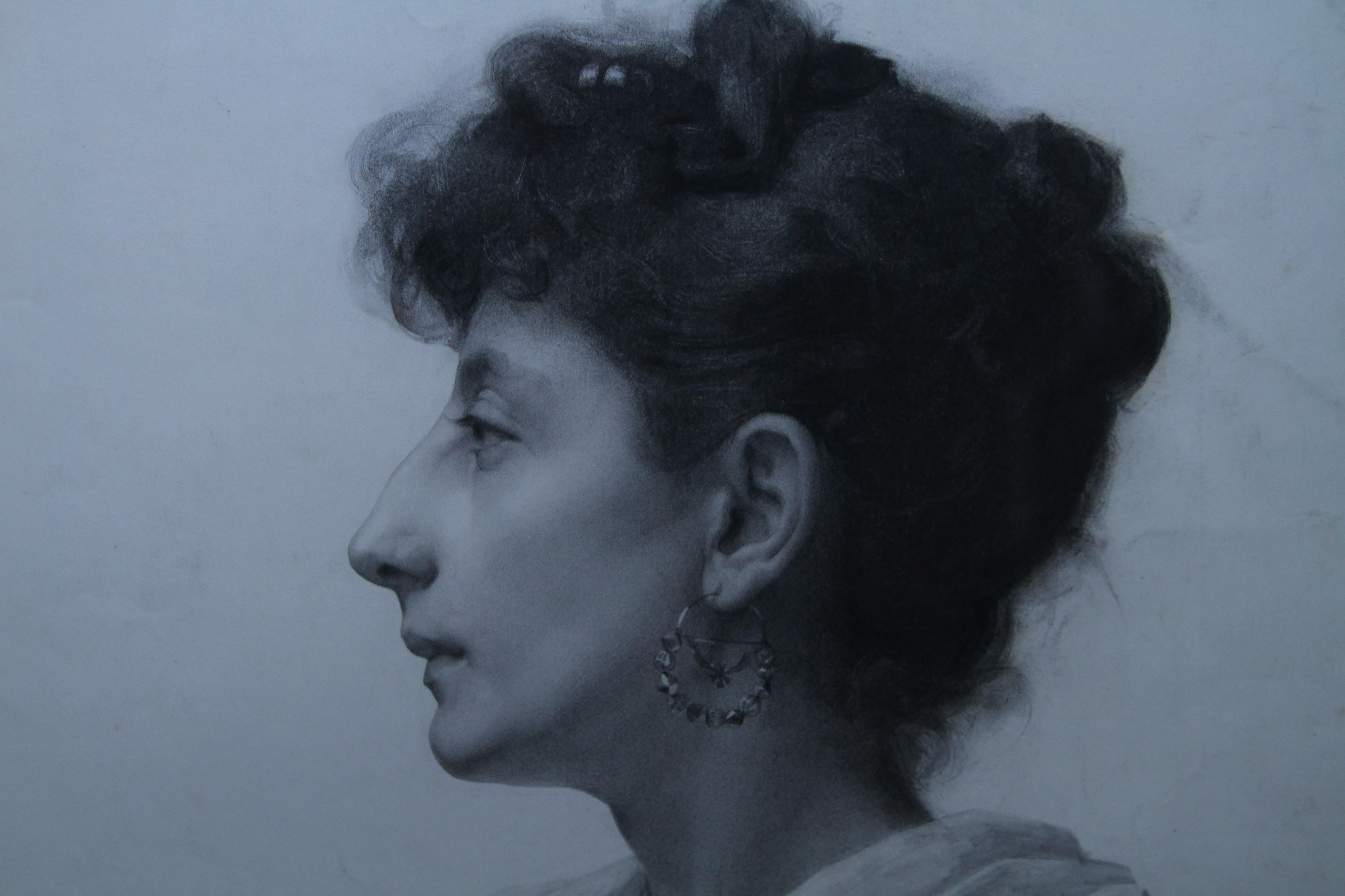 Portrait d'une femme - dessin réaliste au crayon d'art victorien britannique d'une femme en vente 2