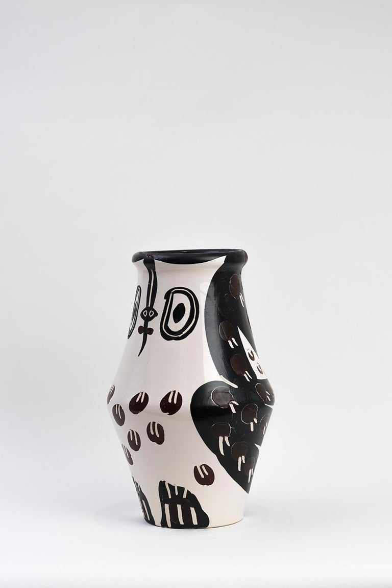 Pablo Picasso - Madoura Ceramic: Black and Brown Owl (Hibou Marron Noir) For Sale 1