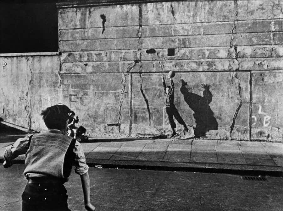 Footballer and Shadow, Southam Street, London, 1956 - Roger Mayne