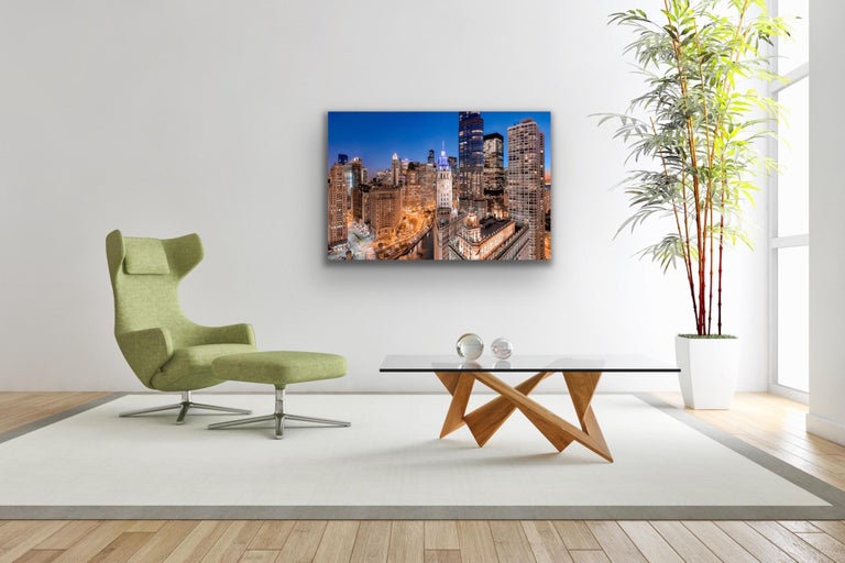 This stunning aerial photograph of Chicago's Wacker Drive is printed on a lightweight metal composite and comes ready to hang. This vibrant composition can be hung both indoor and outdoor as it is weather resistant.

-Artist: Scott F.
LIMITED