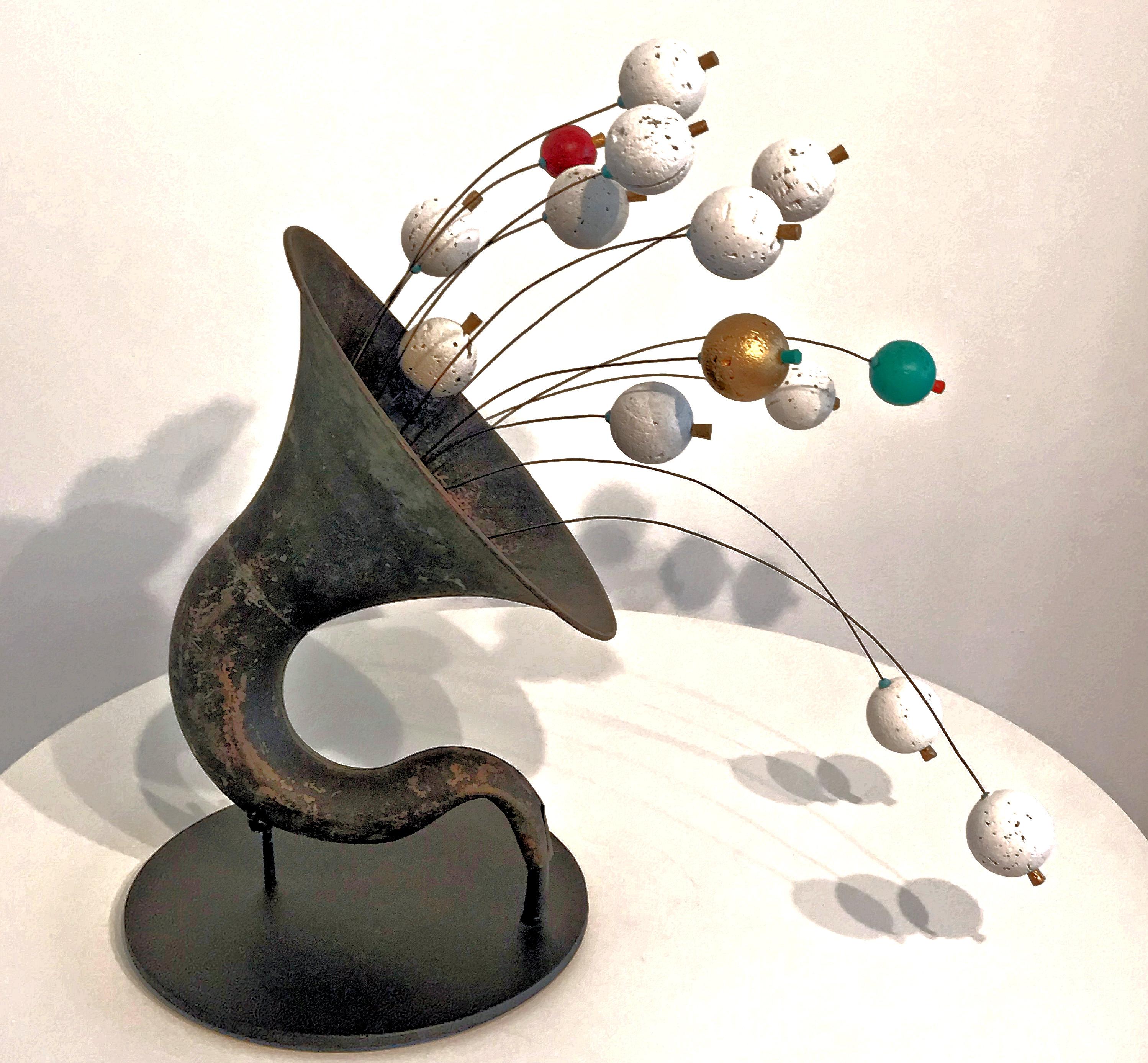Ancienne assemblage d'art moderne:: sculpture en techniques mixtes contemporaine de Mark Serrianne 3