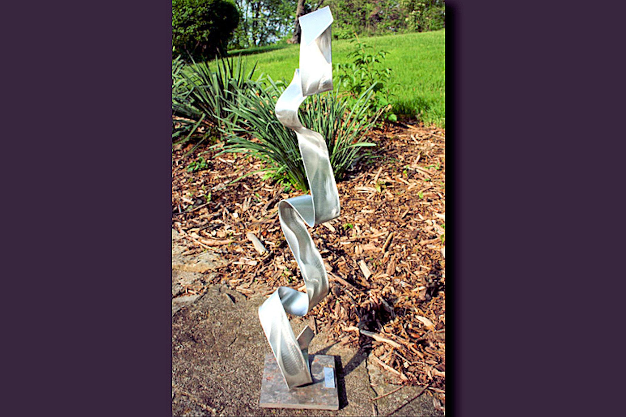 outdoor metal sculpture art