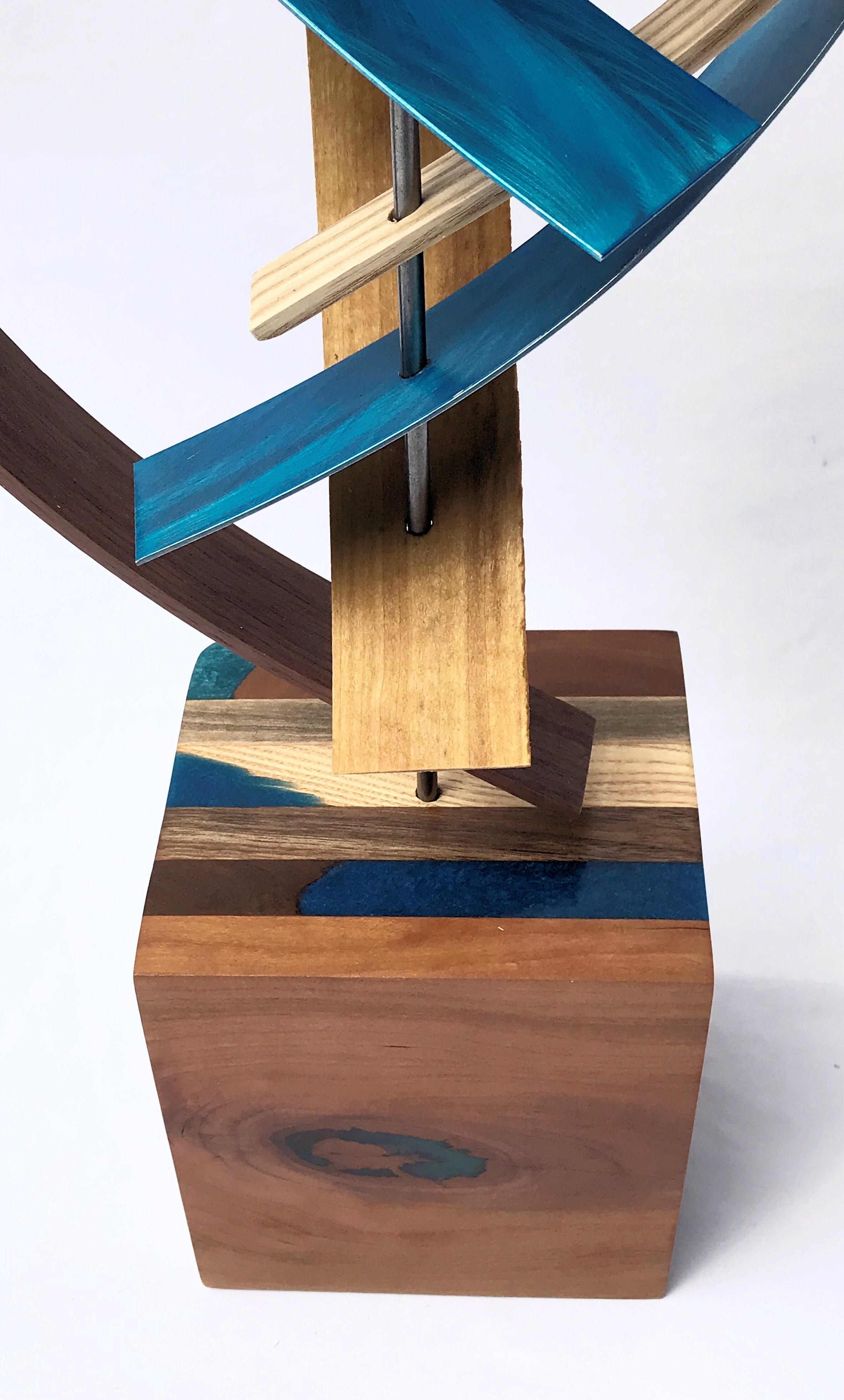 Moderne moderne freistehende Holz-Metall-Skulptur:: Original:: zeitgenössische Kunst Linenkugel – Sculpture von Jeff Linenkugel