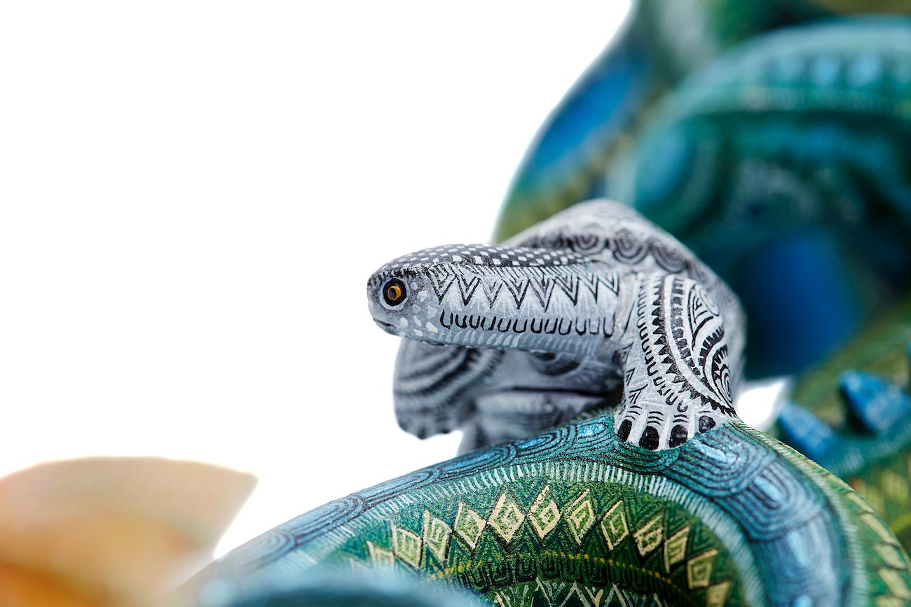 Iguana Amigable - Friendly Iguana - Mexican Folk Art  Cactus Fine Art 5