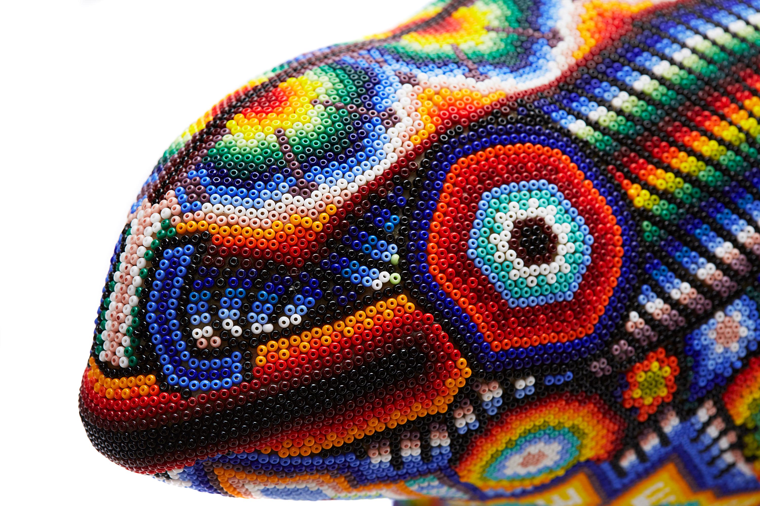 Vaquita Marina - Vache de mer - Perles à la main - Art Huichol mexicain - Art populaire mexicain  en vente 14