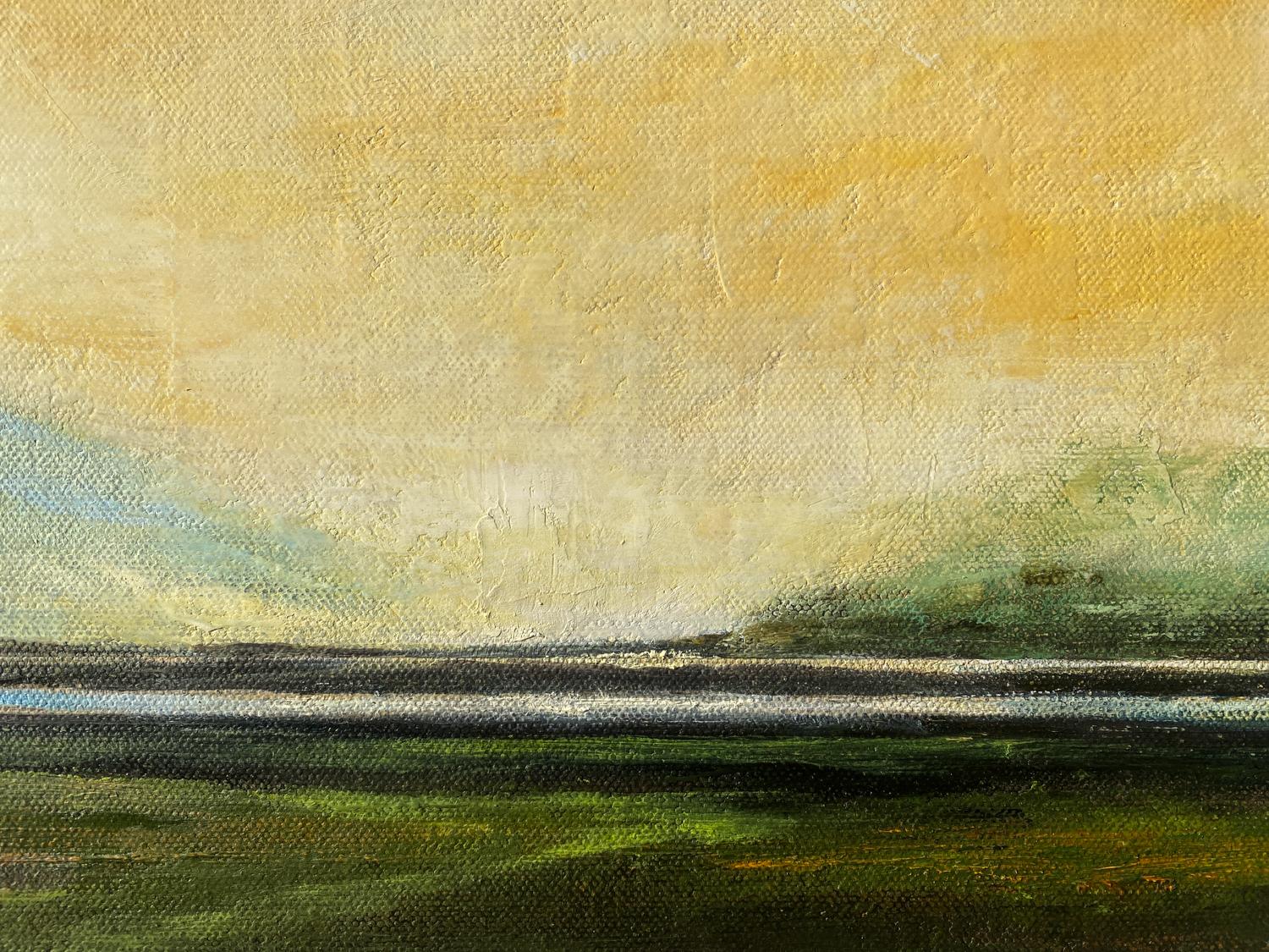 <p>Commentaires de l'artiste<br />Un paysage rêveur et atmosphérique capture le lever du soleil sur un sanctuaire côtier. Le soleil pointe à l'horizon, sa lueur blanche faisant miroiter la surface de l'eauâ€™s. Les montagnes reculent sur