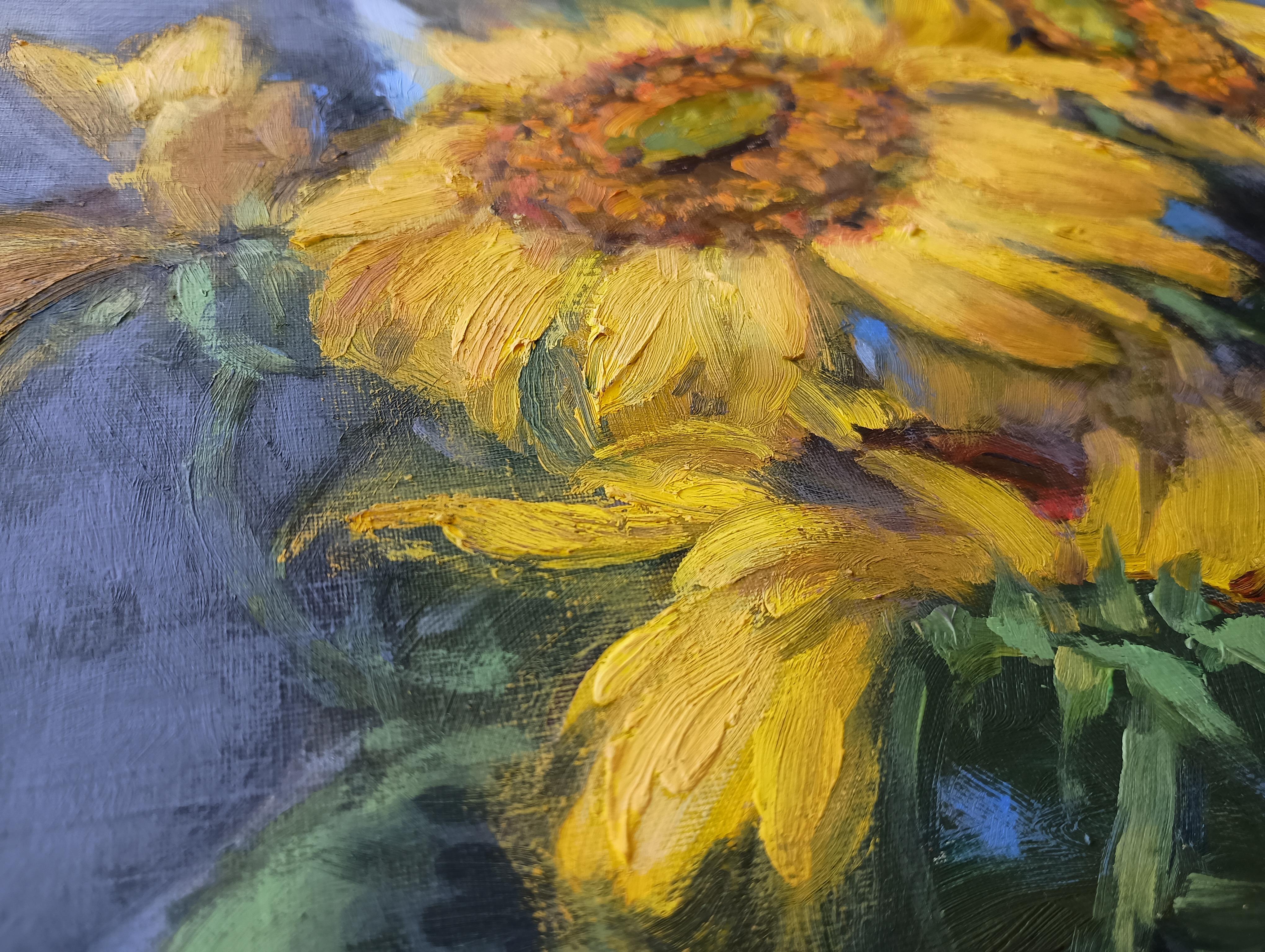 Un bouquet de soleil, peinture à l'huile - Noir Still-Life Painting par Viktoria Majestic