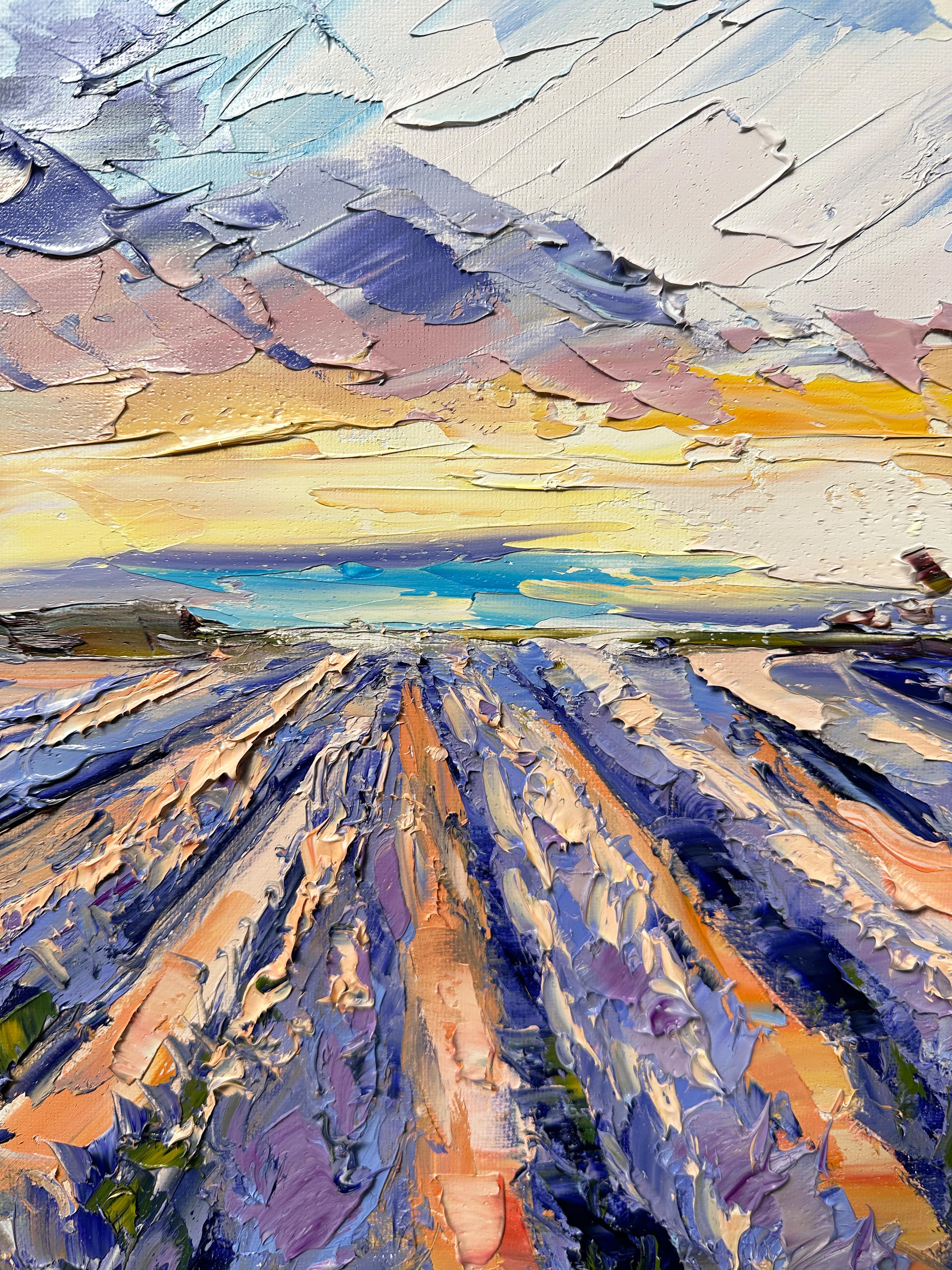 Whispers of Lavender Skies, peinture à l'huile - Gris Landscape Painting par Lisa Elley