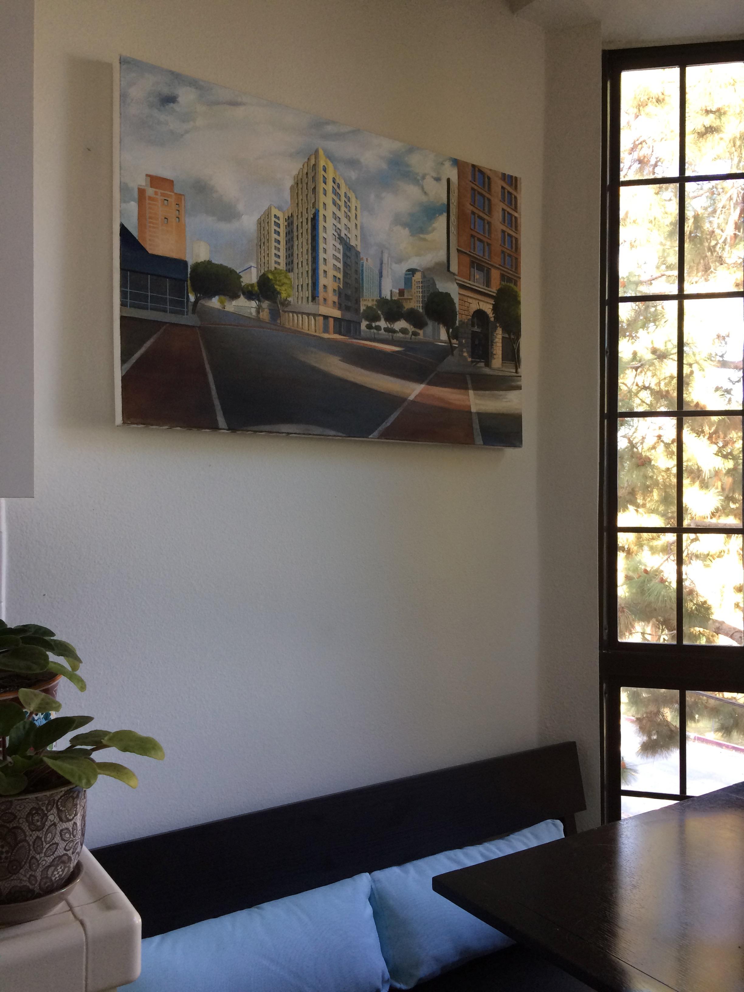 <p>Kommentare des Künstlers<br />Dieses Gemälde zeigt die Innenstadt von Los Angeles aus der Perspektive eines Fischauges.  Der Panoramablick umfasst die eklektische Mischung aus architektonischen Stilen und Epochen, die die Stadt in ihrem harten