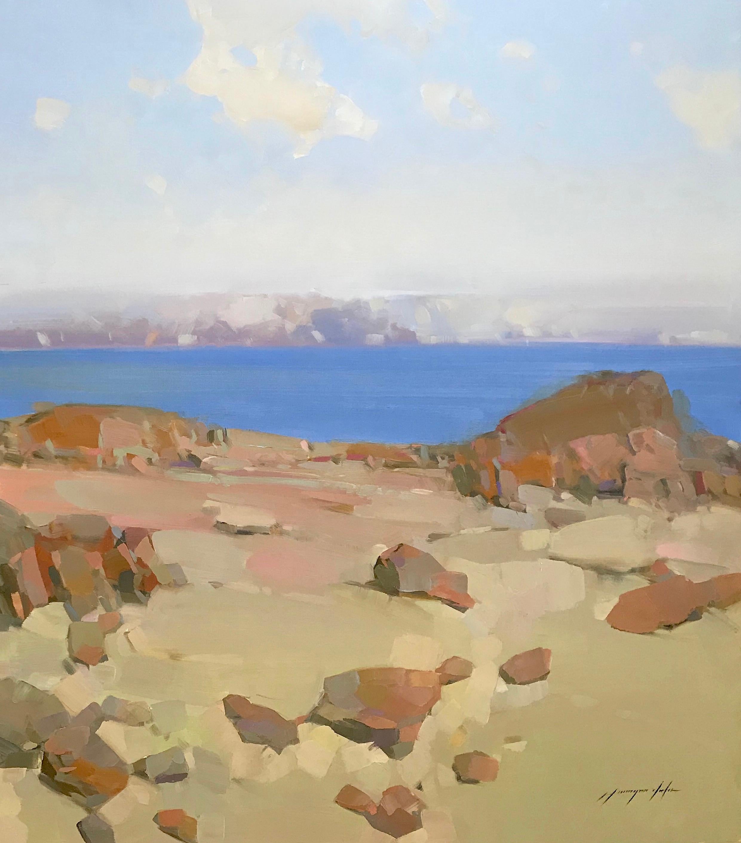 <p>Kommentare des Künstlers<br />Küstenklippe an einem sonnigen Nachmittag. Entfernte violette Berge vor dem tiefblauen Wasser und dem hellen Himmel verleihen Tiefe und einen schönen Blickpunkt. Dieses Gemälde ist Teil von Vahe's langjähriger Serie