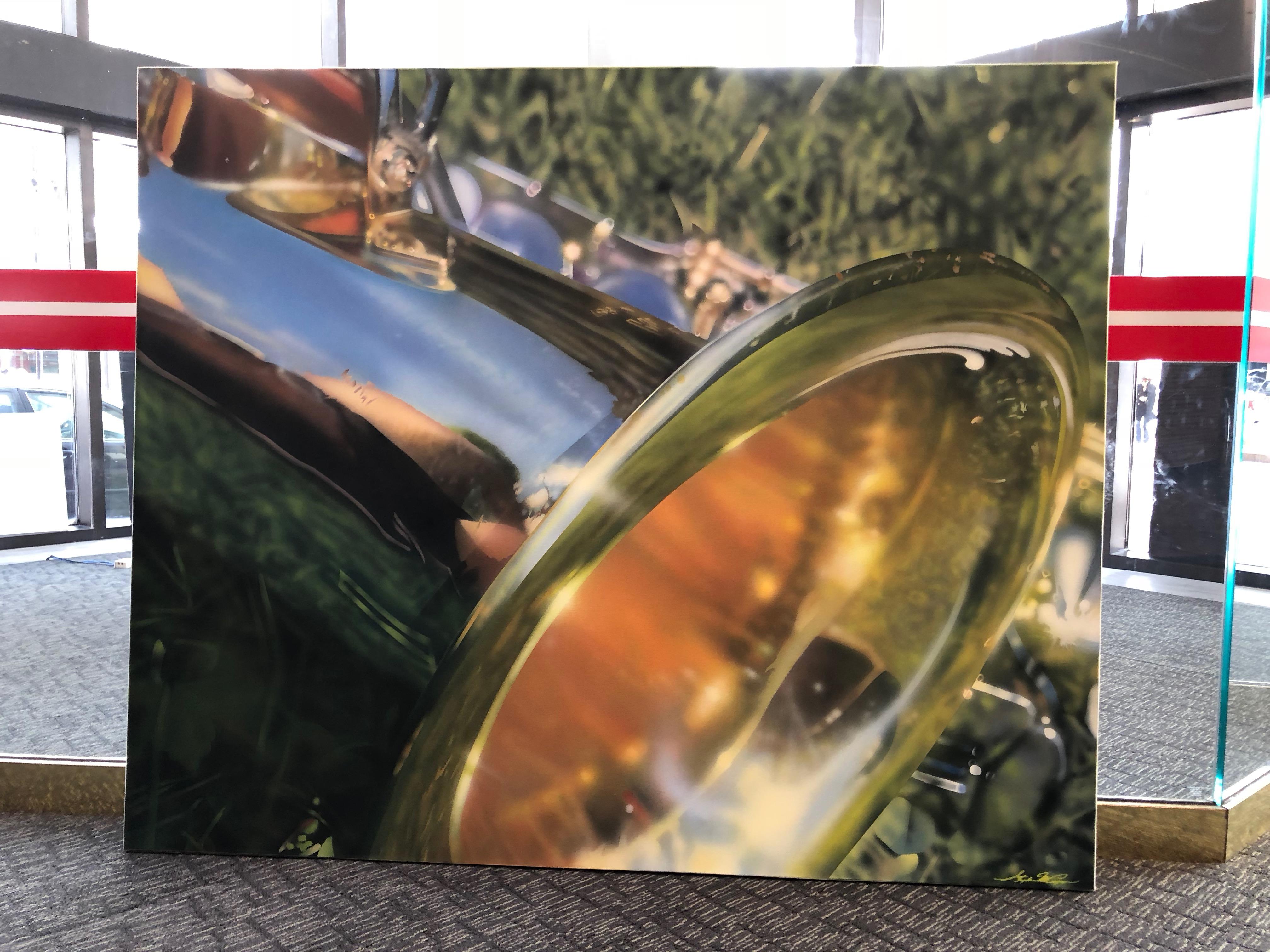 <p>Kommentare des Künstlers<br>Dieses Bild habe ich nach einem Fotoshooting in meinem Garten gemalt. Ich wollte das Saxophon an einem hellen, sonnigen Tag mit einer Grasfläche im Hintergrund und im Vordergrund fotografieren. Anhand des Fotos