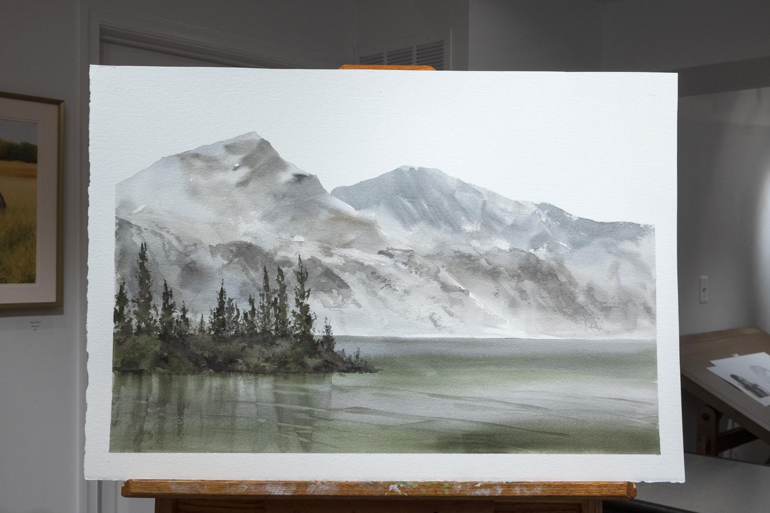 <p>Commenti dell'artista<br />Un paesaggio occidentale con un lago tranquillo ai margini di una catena montuosa. Delicate nuvole nebbiose passano sopra di noi. 